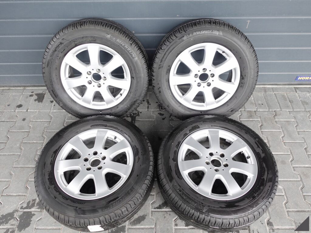 MB R-KLASA W251 7,5JX17 ET56 MICHELIN 235/65 FELGI+OPONY 4/6MM CAŁOROCZNE MB R-KLASA W251 7,5JX17 ET56 MICHELIN 235/65 FELGI+OPONY 4/6MM CAŁOROCZNE