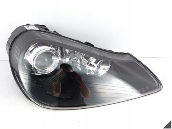 PORSCHE CAYENNE 7L5 LIFT 07-10 GTS / TURBO LAMPA XENON PRAWA PRZÓD CZARNA PORSCHE CAYENNE 7L5 LIFT 07-10 GTS / TURBO LAMPA XENON PRAWA PRZÓD CZARNA