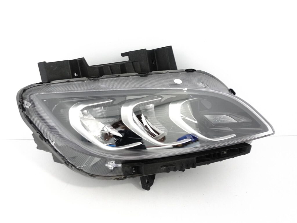 HYUNDAI KONA ELECTRIC LIFT 20-23 LAMPA FULL LED TECH PRAWA PRZÓD EUROPA