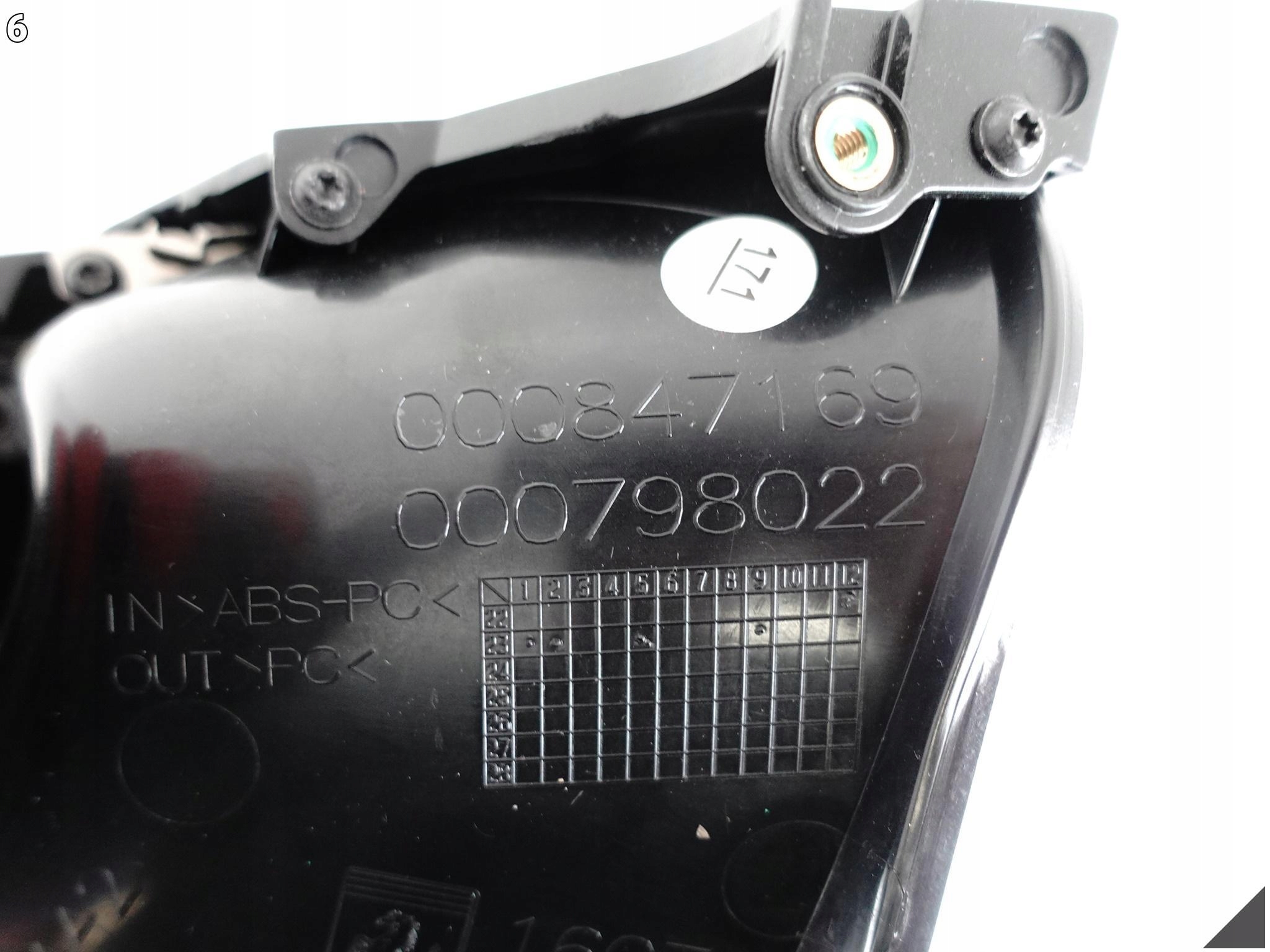 FERRARI PUROSANGUE F175 23- KRATKA NAWIEWU PRAWA KOKPIT OSŁONA DEKOR FERRARI PUROSANGUE F175 23- KRATKA NAWIEWU PRAWA KOKPIT OSŁONA DEKOR - obrazek 7