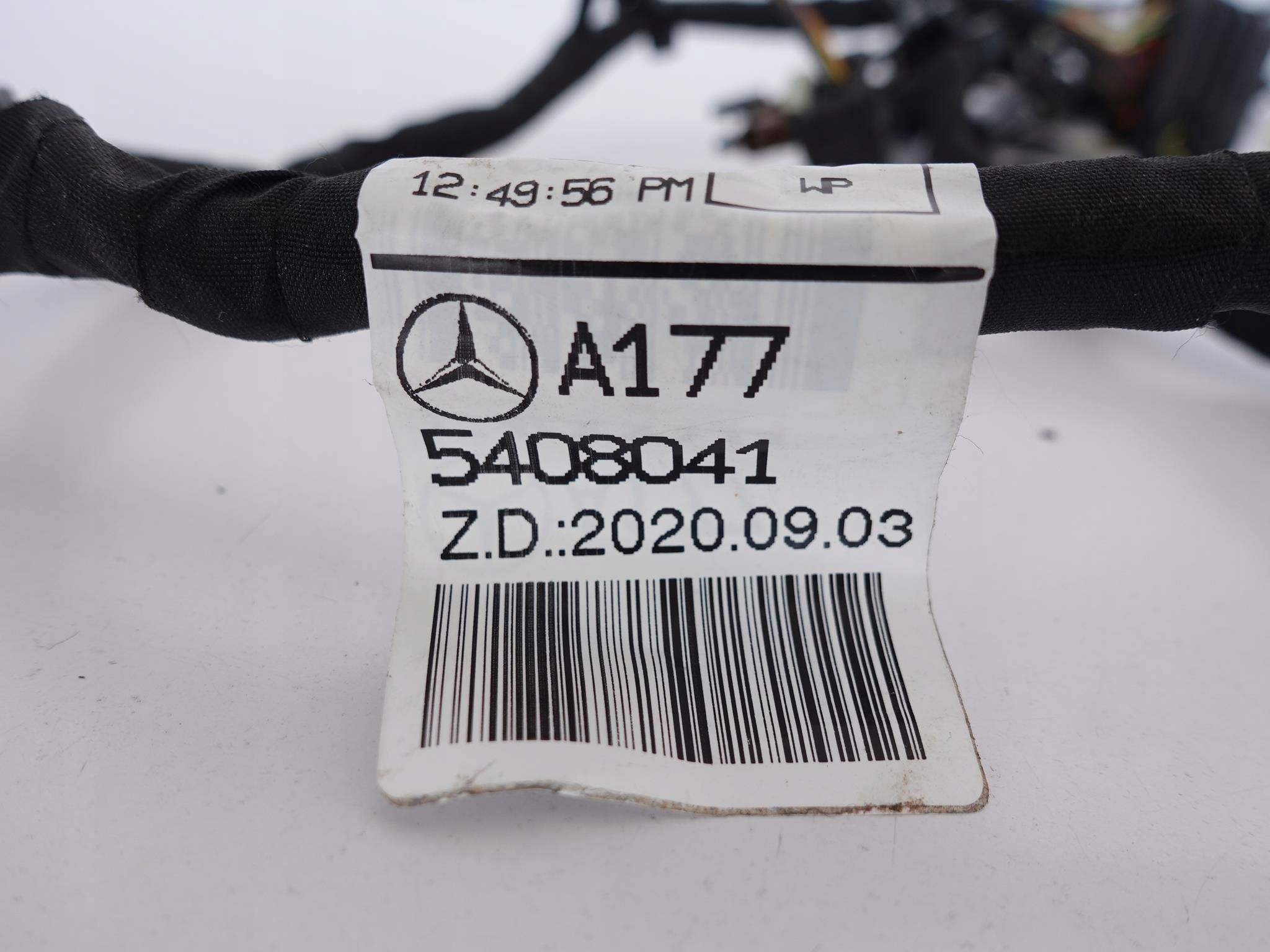 MERCEDES A-KLASA W177 INSTALACJA WIĄZKA PDC PRZÓD MERCEDES A-KLASA W177 INSTALACJA WIĄZKA PDC PRZÓD - obrazek 8