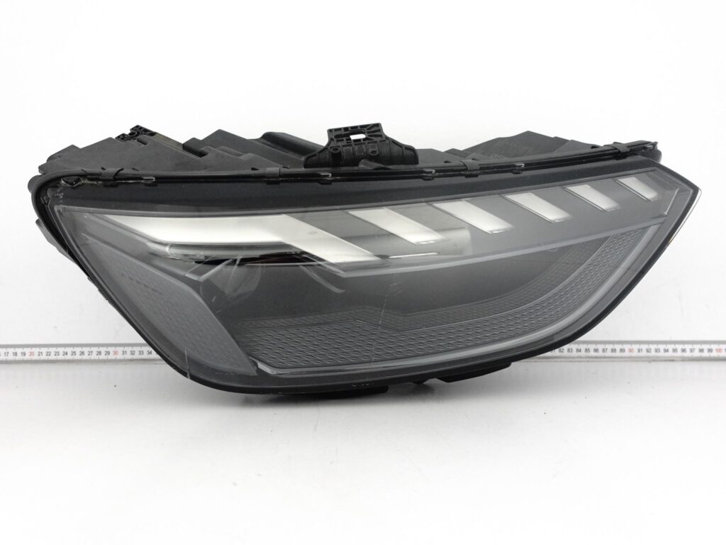 AUDI RS4 B9 8W0 LIFT FL 19-24 MATRIX FULL LED LAMPA PRAWA PRZÓD EUROPA
