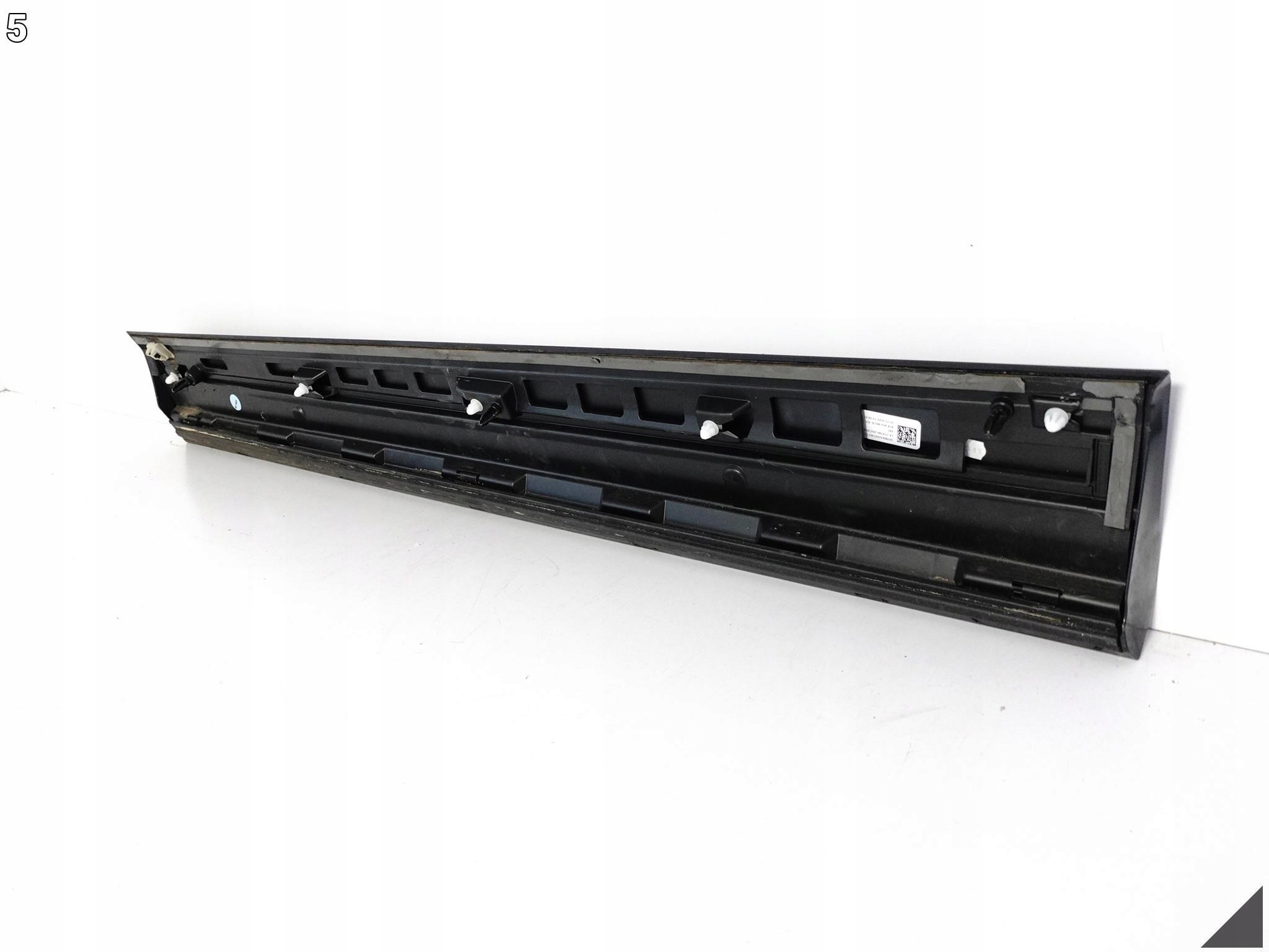 AUDI Q2 81A 16-20 DOLNA LISTWA DRZWI PRAWYCH PRZÓD 81A853960B X7L BASIC AUDI Q2 81A 16-20 DOLNA LISTWA DRZWI PRAWYCH PRZÓD 81A853960B X7L BASIC - obrazek 6