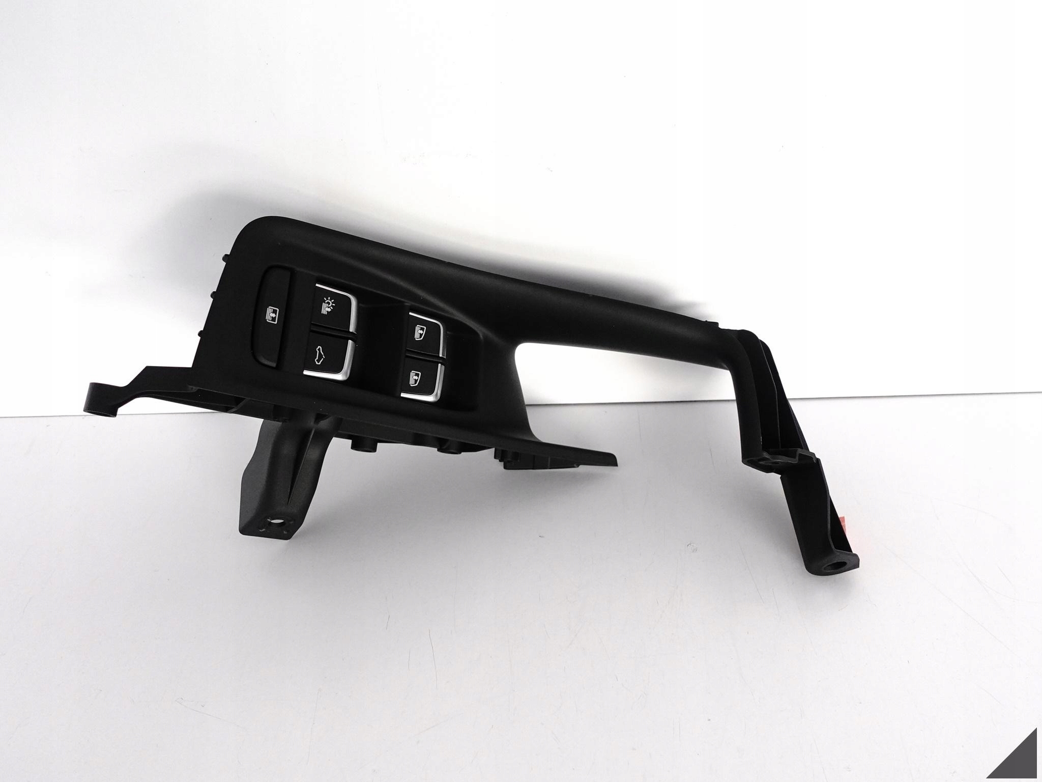 AUDI A8 S8 4H0 4H4 D4 LIFT 13-17 UCHWYT DRZWI PRAWYCH TYŁ LONG PRZEŁĄCZNIKI AUDI A8 S8 4H0 4H4 D4 LIFT 13-17 UCHWYT DRZWI PRAWYCH TYŁ LONG PRZEŁĄCZNIKI