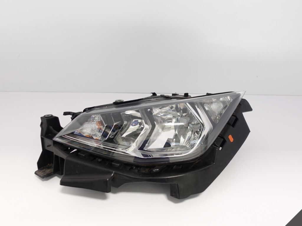 SEAT IBIZA V 5 6F1 ARONA 17- LAMPA+ŚLIZG ZWYKŁA H7