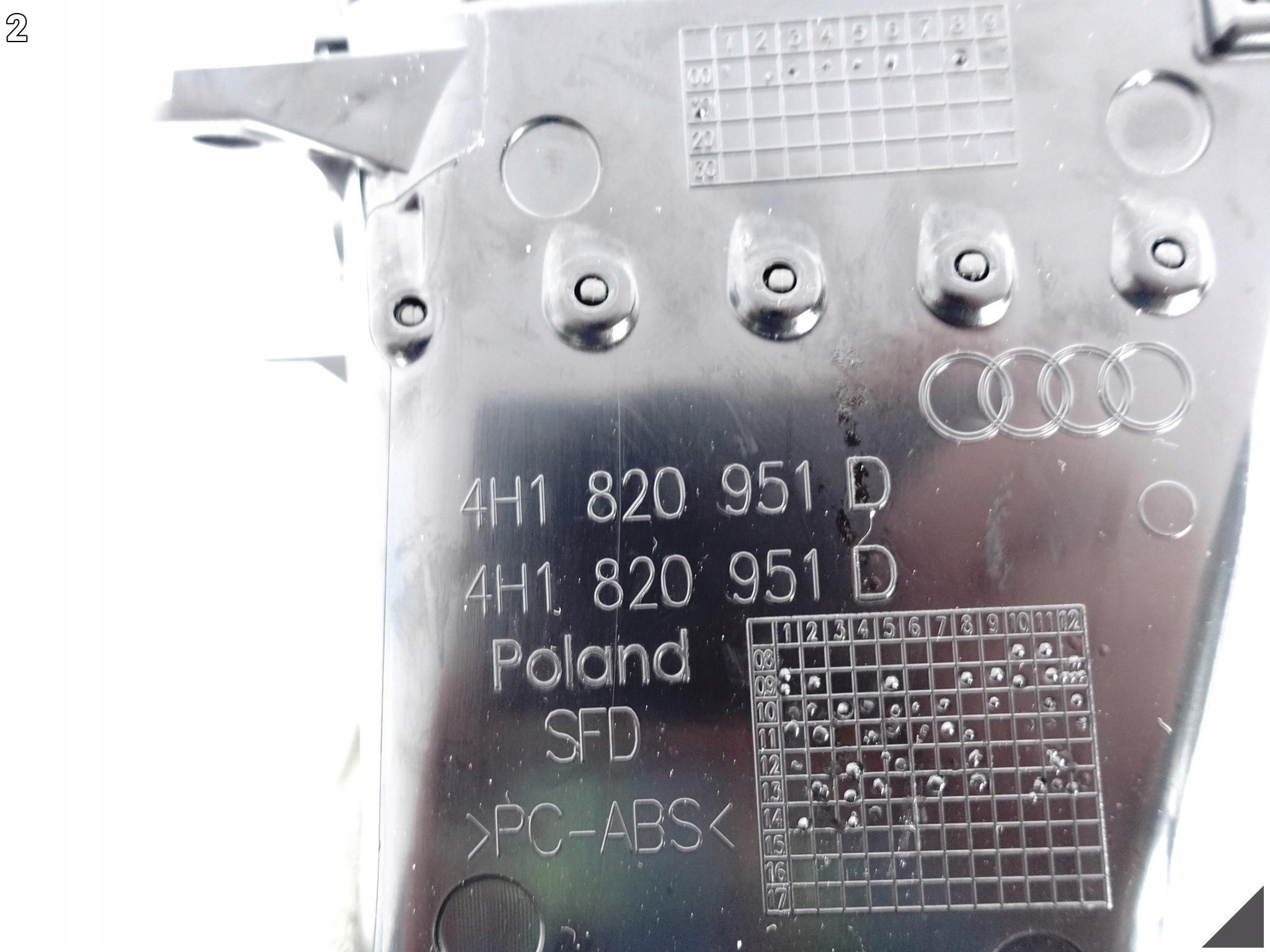 AUDI A8 S8 4H0 4H1 D4 LIFT 13-17 KRATKA NAWIEWU LEWA ŚRODEK CHROM AUDI A8 S8 4H0 4H1 D4 LIFT 13-17 KRATKA NAWIEWU LEWA ŚRODEK CHROM - obrazek 3