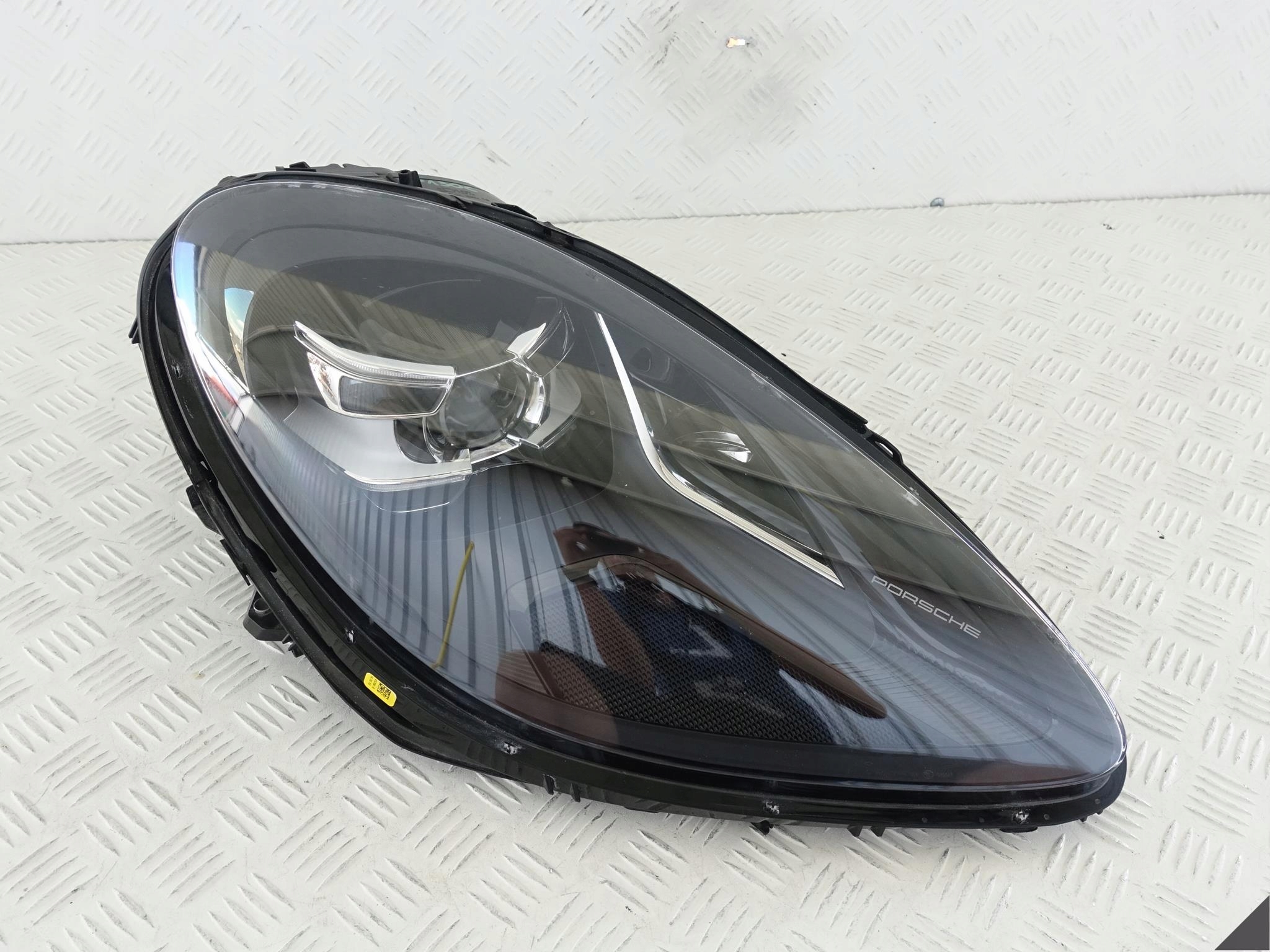 PORSCHE MACAN 95B LIFT 18- FULL LED PRAWA EUROPA LAMPA PORSCHE MACAN 95B LIFT 18- FULL LED PRAWA EUROPA LAMPA