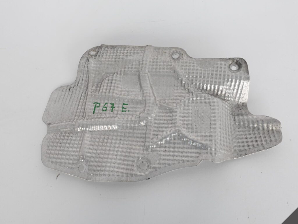 PORSCHE CAYENNE 7P5 OSŁONA TERMICZNA LEWA PORSCHE CAYENNE 7P5 OSŁONA TERMICZNA LEWA