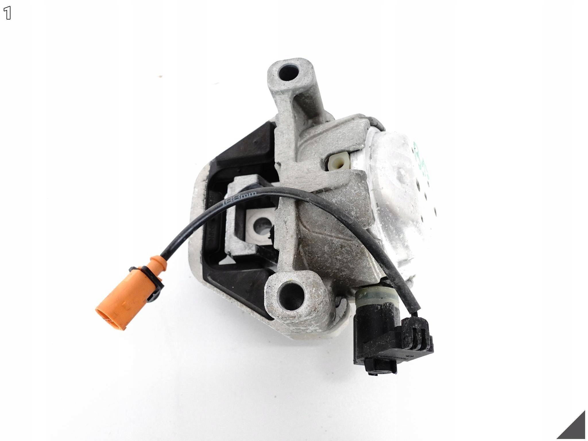 AUDI A7 4G8 A6 4G0 C7 LIFT 14-18 ŁAPA PODUSZKA SILNIKA PRAWA 3.0TDI *44KM* AUDI A7 4G8 A6 4G0 C7 LIFT 14-18 ŁAPA PODUSZKA SILNIKA PRAWA 3.0TDI *44KM* - obrazek 2