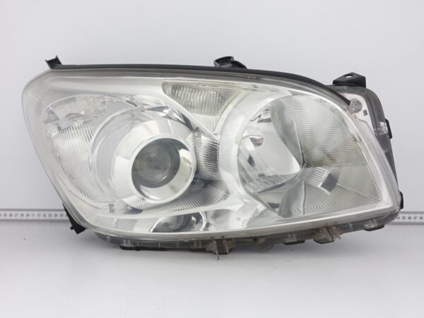 TOYOTA RAV4 III 3 LIFT 08-10 LAMPA PRAWA SOCZEWKA ZWYKŁA HALOGEN PRZÓD EU TOYOTA RAV4 III 3 LIFT 08-10 LAMPA PRAWA SOCZEWKA ZWYKŁA HALOGEN PRZÓD EU