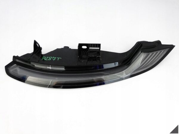 PORSCHE 911 992 19- EXCLUSIVE LAMPA LED PRAWA TYŁ EUROPA CIEMNA / CZARNA PORSCHE 911 992 19- EXCLUSIVE LAMPA LED PRAWA TYŁ EUROPA CIEMNA / CZARNA