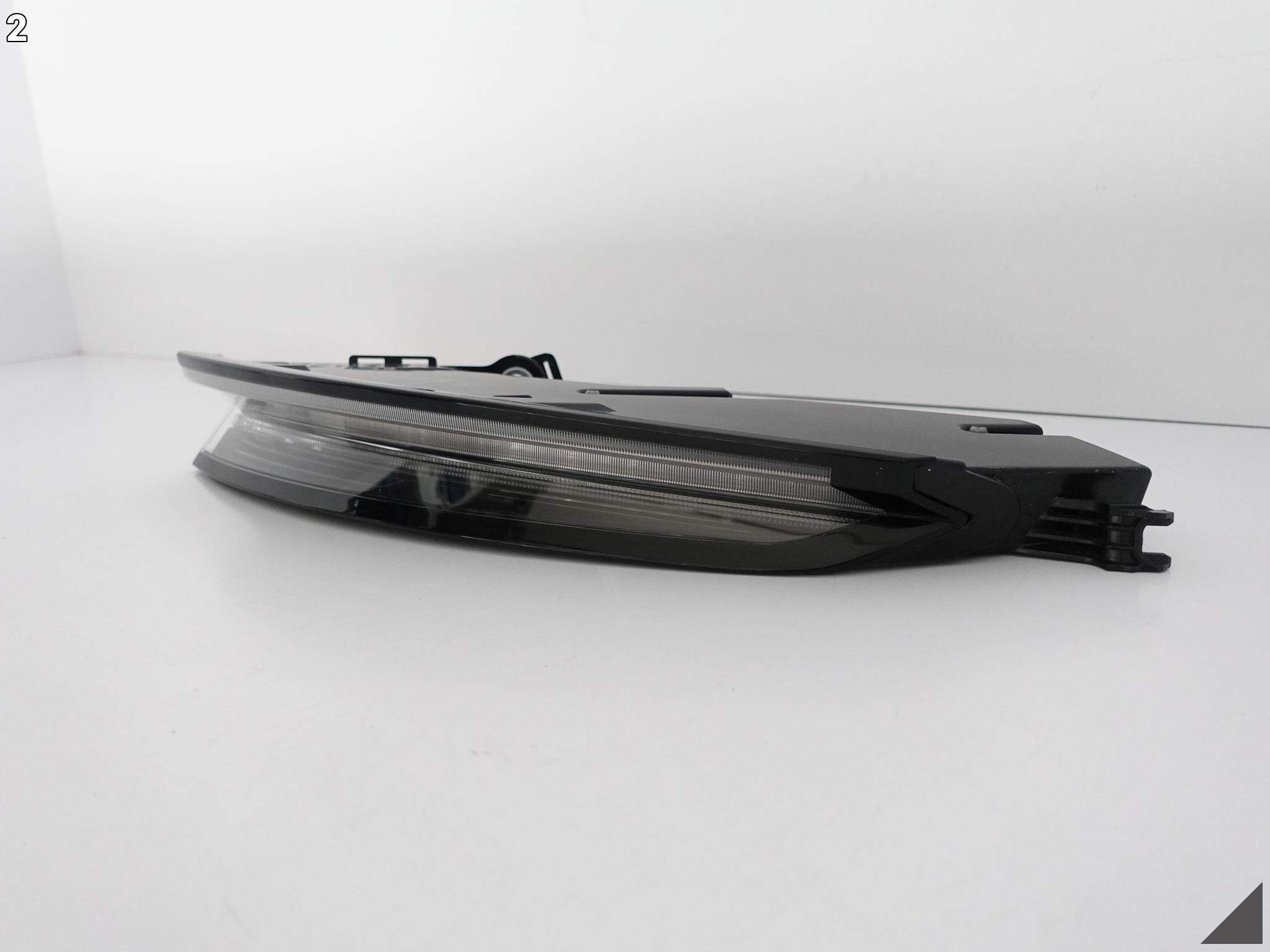 PORSCHE TAYCAN 9J1 BASIS LAMPA PRAWA TYŁ EUROPA PORSCHE TAYCAN 9J1 BASIS LAMPA PRAWA TYŁ EUROPA - obrazek 3