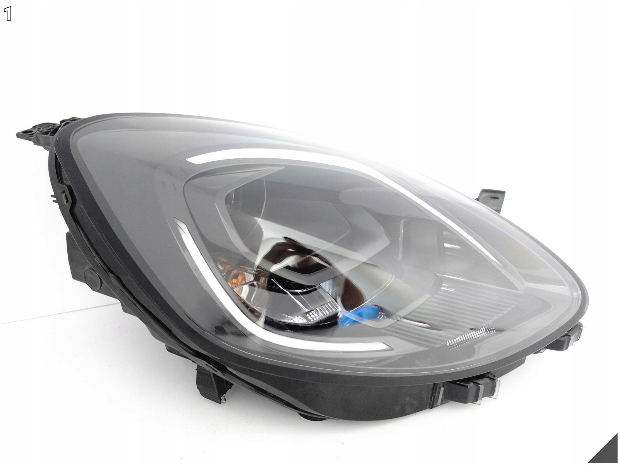 FORD PUMA II MK2 19-23 LAMPA ZWYKŁA HALOGEN LED + H1 PRAWA PRZÓD EUROPA FORD PUMA II MK2 19-23 LAMPA ZWYKŁA HALOGEN LED + H1 PRAWA PRZÓD EUROPA - obrazek 2