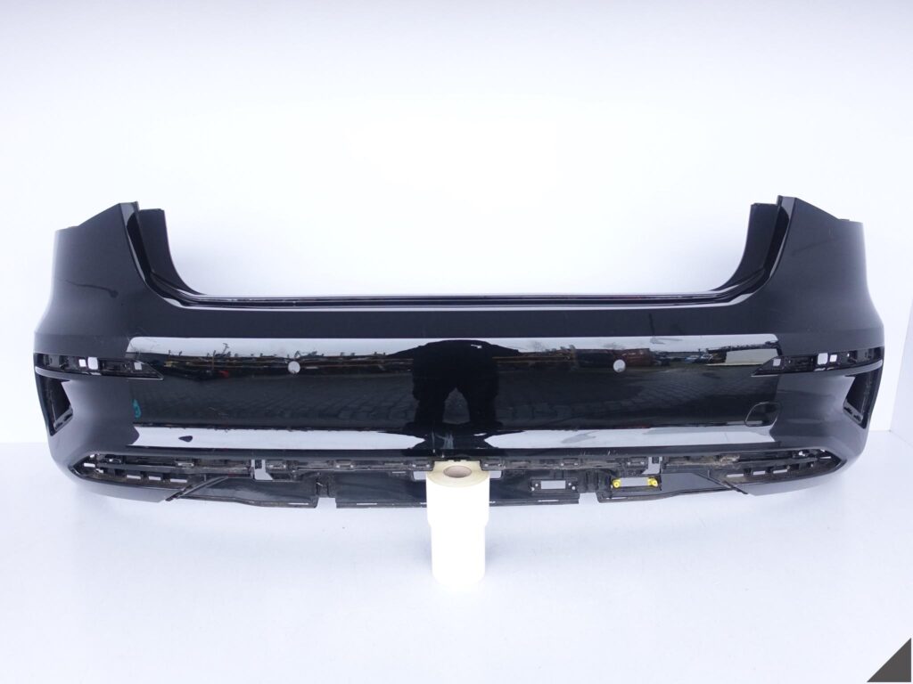 AUDI A3 8Y4 SPORTBACK 5D 20- ZWYKŁY ZDERZAK BUMPER TYŁ 6xPDC NIEKLEJONY AUDI A3 8Y4 SPORTBACK 5D 20- ZWYKŁY ZDERZAK BUMPER TYŁ 6xPDC NIEKLEJONY
