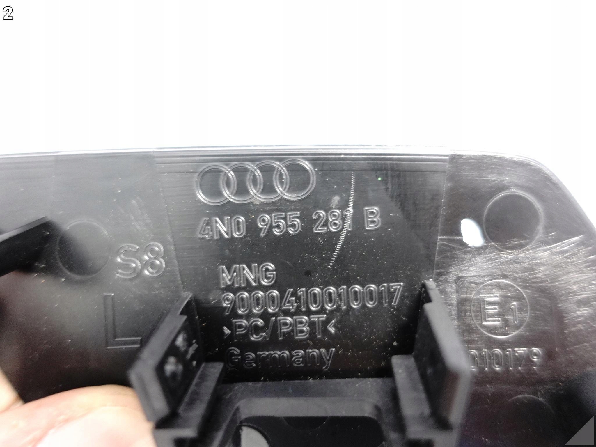 AUDI S8 A8 4N0 D5 S-LINE 17-21 ZDERZAK ZAŚLEPKA SPRYSKIWACZA LEWA PRZÓD AUDI S8 A8 4N0 D5 S-LINE 17-21 ZDERZAK ZAŚLEPKA SPRYSKIWACZA LEWA PRZÓD - obrazek 3