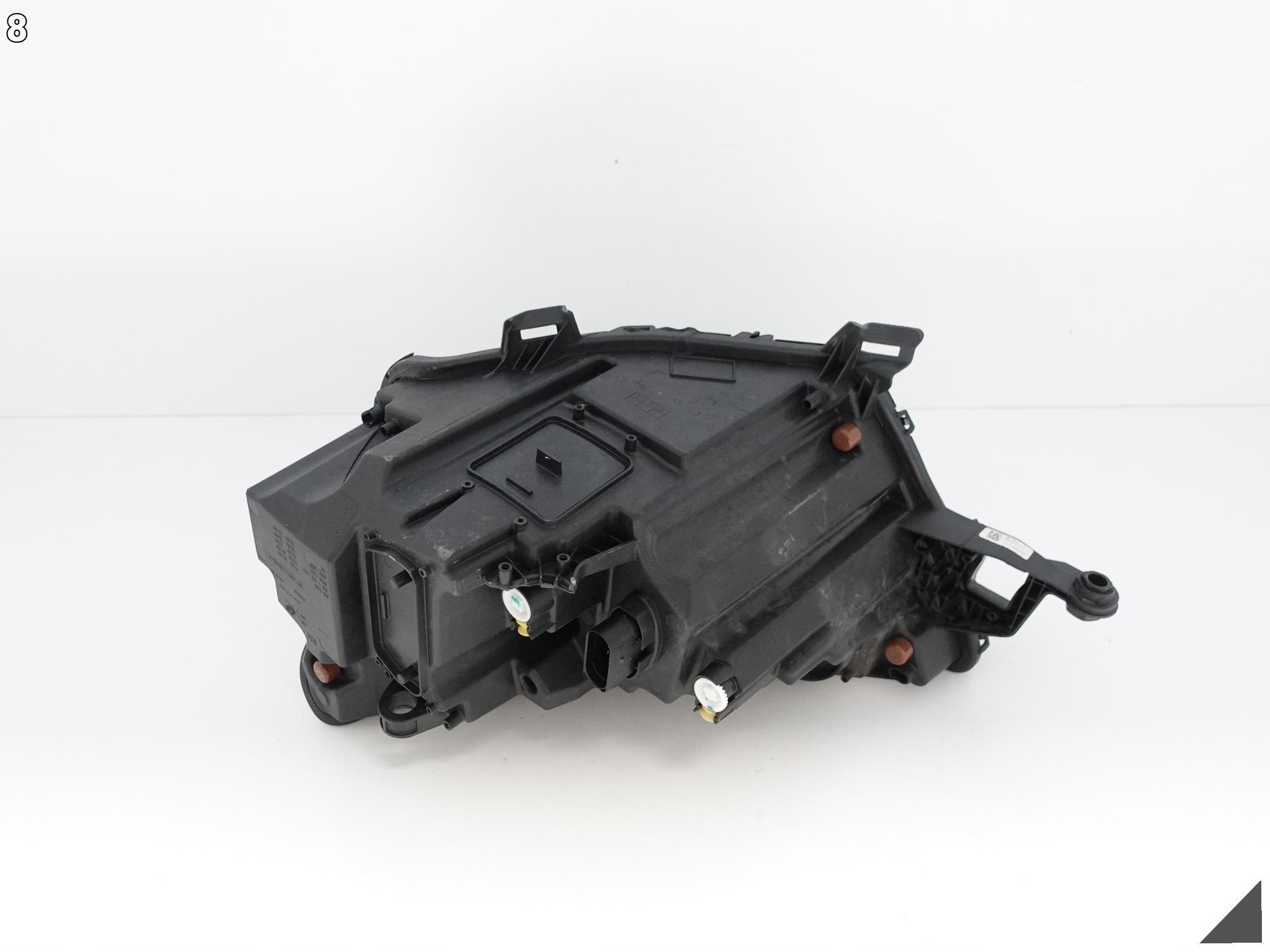 SKODA KAMIQ 685 19- ZWYKŁA BASIS CRYSTAL LIGHTING LAMPA PRAWA PRZÓD EU SKODA KAMIQ 685 19- ZWYKŁA BASIS CRYSTAL LIGHTING LAMPA PRAWA PRZÓD EU - obrazek 9