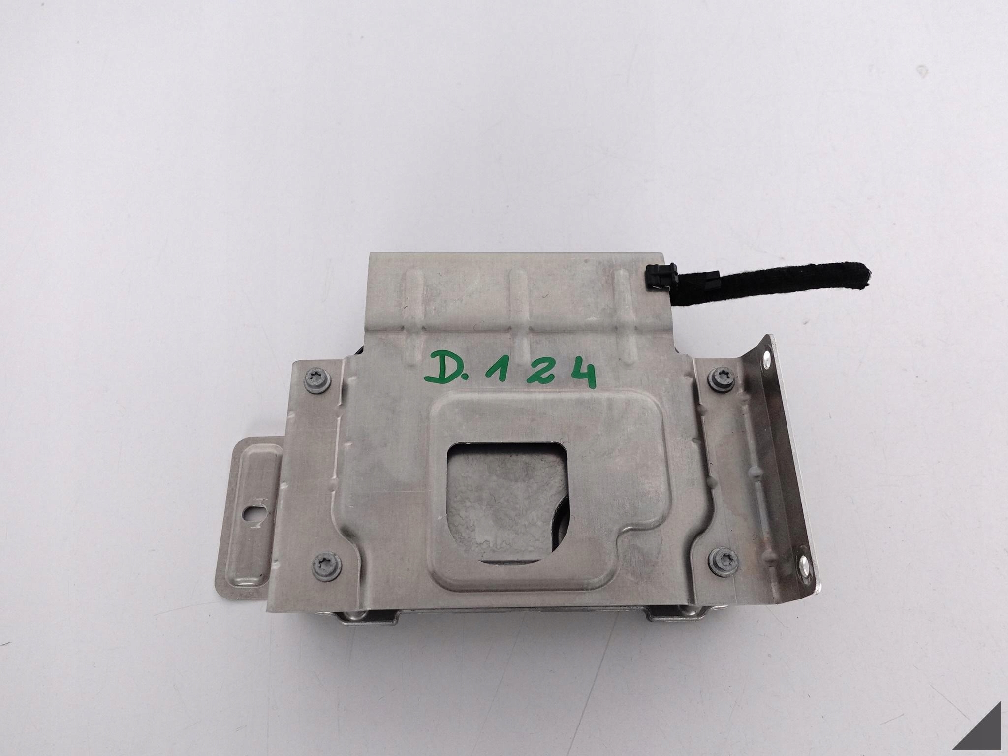 AUDI A8 S8 4H0 D4 LIFT 13-17 MODUŁ STEROWNIK KAMERY 4H0907107F AUDI A8 S8 4H0 D4 LIFT 13-17 MODUŁ STEROWNIK KAMERY 4H0907107F