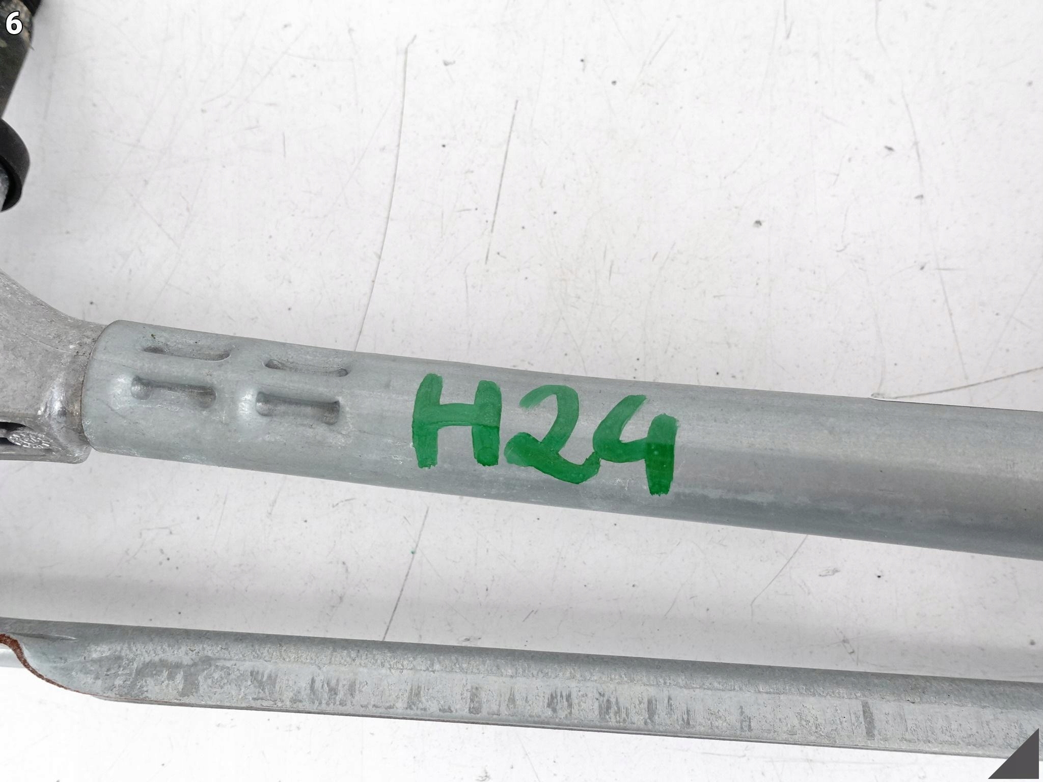 AUDI A8 S8 4H0 D4 13-17 MECHANIZM WYCIERACZEK PRZEDNICH SILNICZEK RAMIĘ AUDI A8 S8 4H0 D4 13-17 MECHANIZM WYCIERACZEK PRZEDNICH SILNICZEK RAMIĘ - obrazek 7