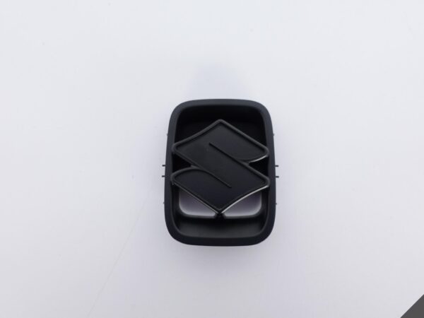 SUZUKI JIMNY III 98-17 ZNACZEK EMBLEMAT LOGO GRILL