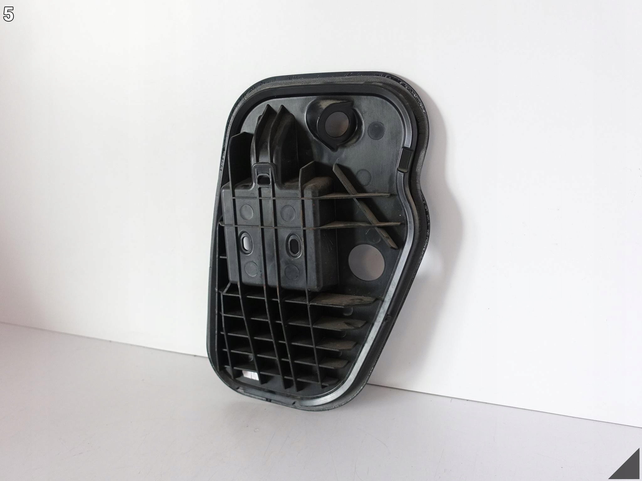 SKODA OCTAVIA 3 III 5E1 5E0 12-20 OSŁONA ZAŚLEPKA DRZWI LEWA 5E0837915F SKODA OCTAVIA 3 III 5E1 5E0 12-20 OSŁONA ZAŚLEPKA DRZWI LEWA 5E0837915F - obrazek 6