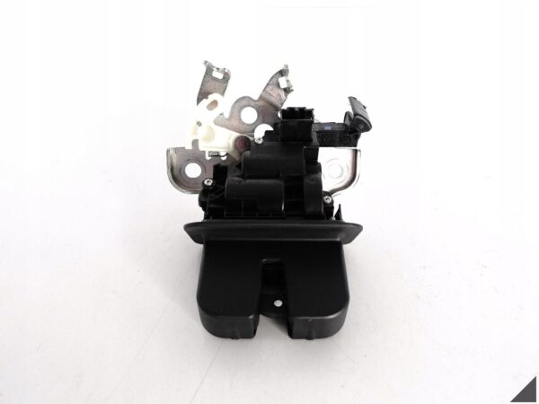 AUDI A8 S8 4H0 A6 S6 4G0 A3 8V0 ZAMEK KLAPY BAGAŻNIKA OSŁONA 4H0827505A