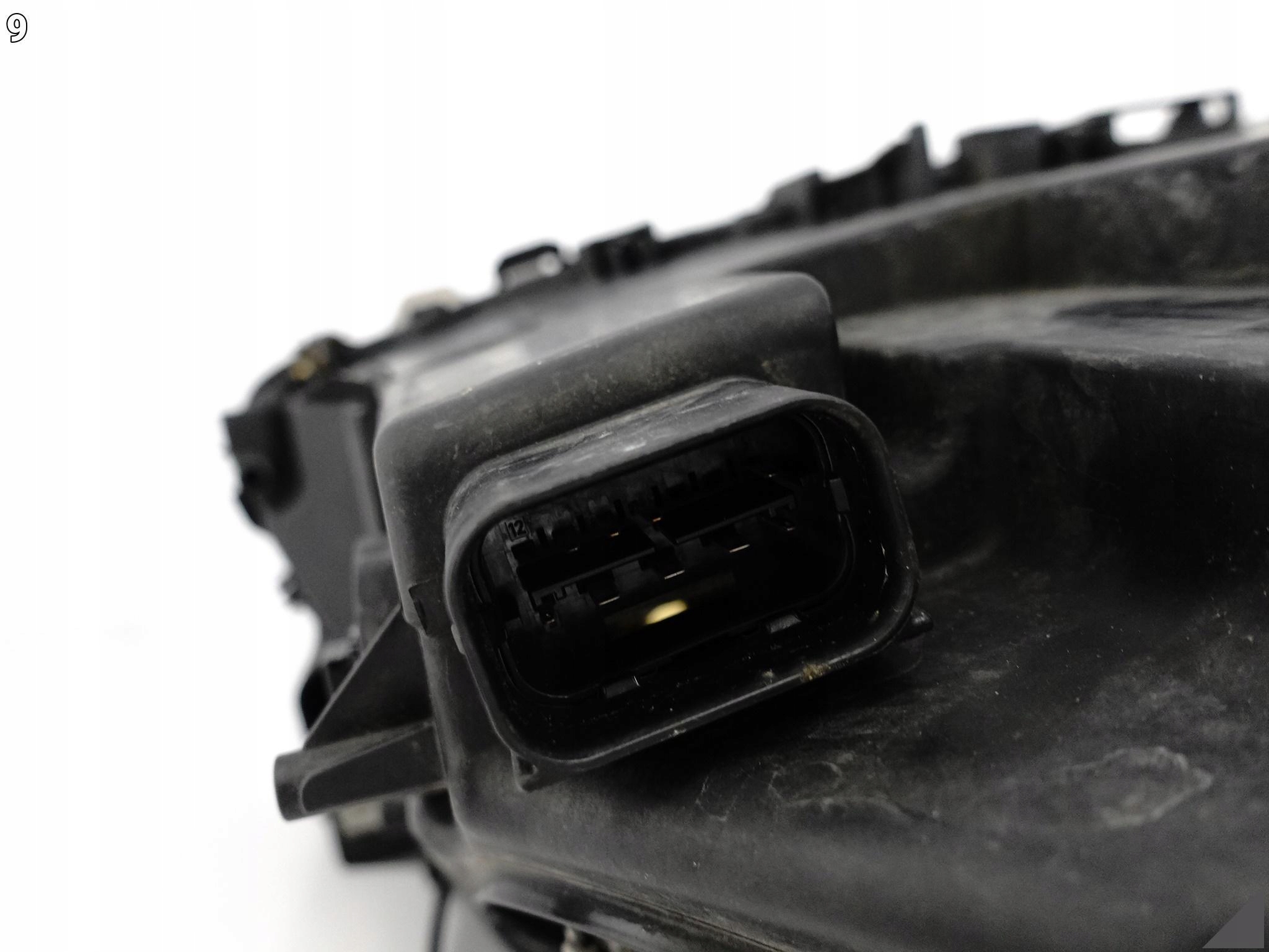 BMW 7 F01 F02 08-13 (PRZED LIFTEM) LAMPA XENON SKRĘTNA DYNAMIC LEWA EUROPA BMW 7 F01 F02 08-13 (PRZED LIFTEM) LAMPA XENON SKRĘTNA DYNAMIC LEWA EUROPA - obrazek 10