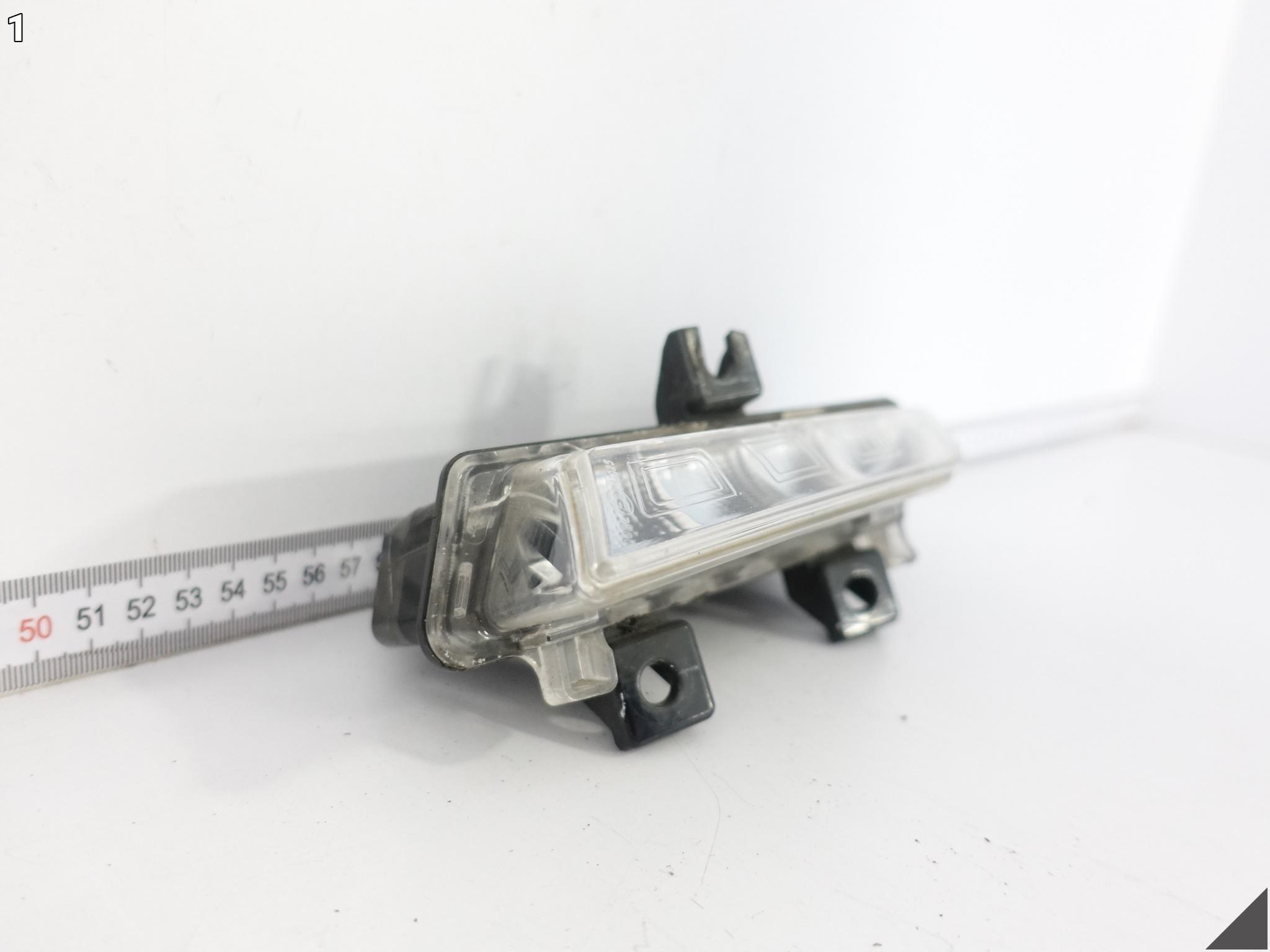 RENAULT CLIO IV 4 CAPTUR 12-16 HALOGEN W ZDERZAK LED DRL LEWY PRZÓD RENAULT CLIO IV 4 CAPTUR 12-16 HALOGEN W ZDERZAK LED DRL LEWY PRZÓD - obrazek 2