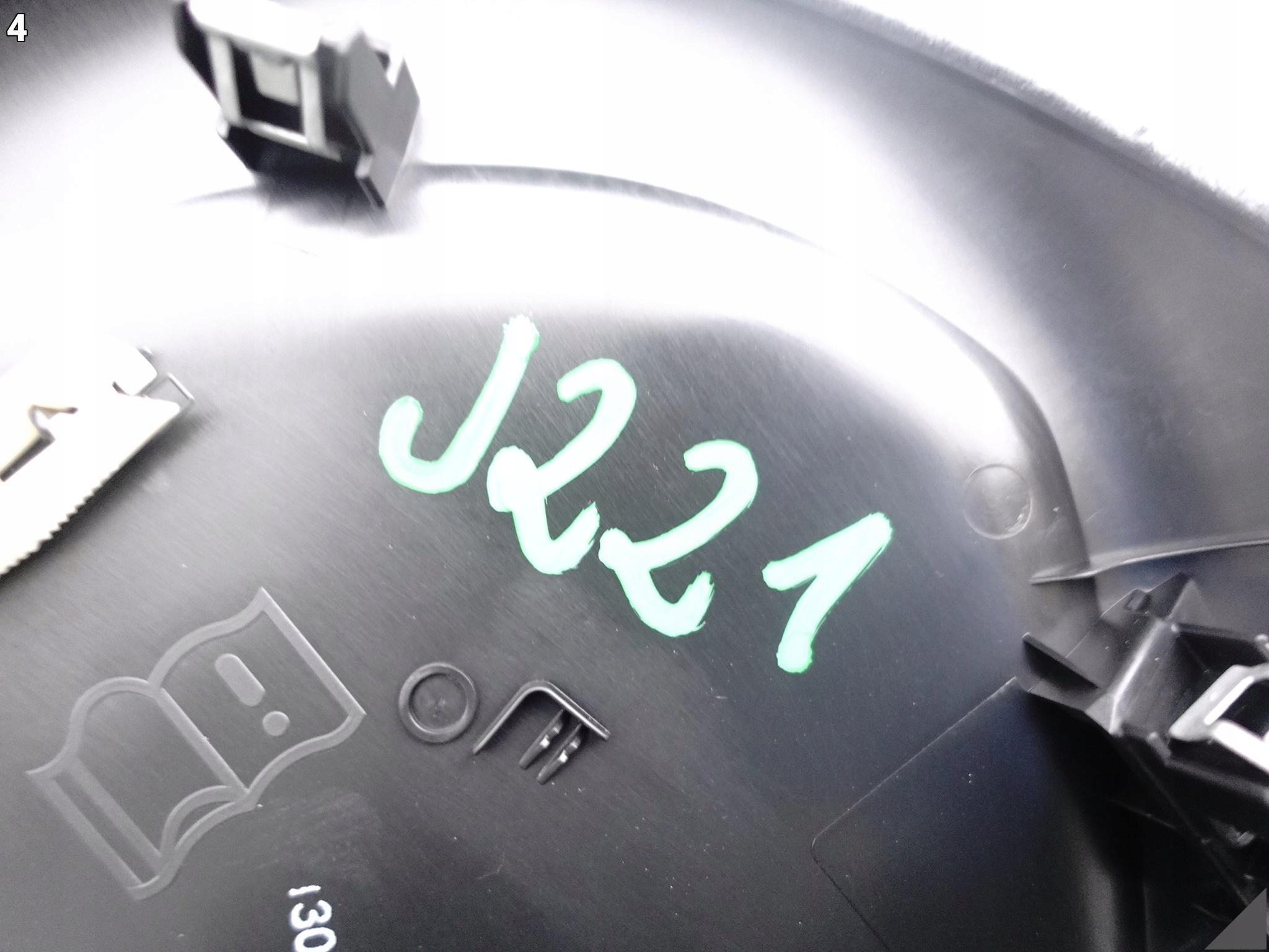 AUDI RS7 S7 A7 4G8 C7 10-18 LIFT ZAŚLEPKA BOCZNA DESKI KOKPITU PRAWA 4PK AUDI RS7 S7 A7 4G8 C7 10-18 LIFT ZAŚLEPKA BOCZNA DESKI KOKPITU PRAWA 4PK - obrazek 5