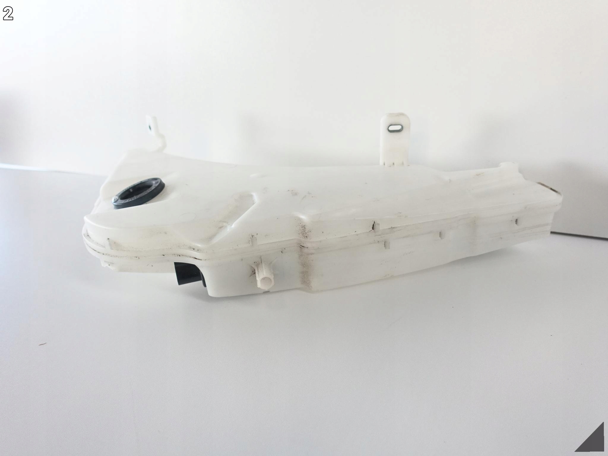 AUDI A7 S7 4G8 A6 S6 4G0 C7 LIFT 10-18 ZBIORNICZEK SPRYSKIWACZY AUDI A7 S7 4G8 A6 S6 4G0 C7 LIFT 10-18 ZBIORNICZEK SPRYSKIWACZY - obrazek 3