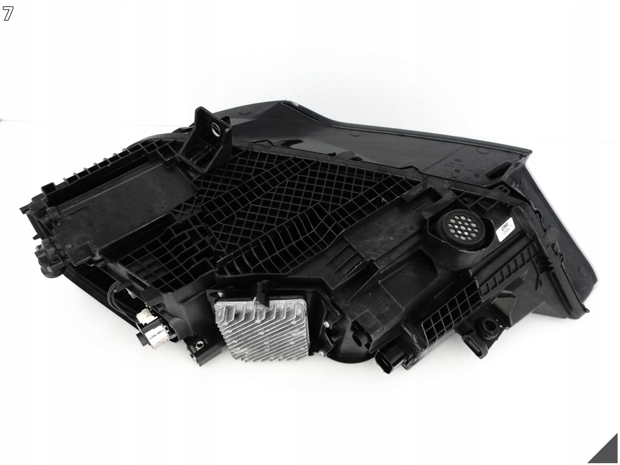 AUDI Q7 SQ7 II 4M0 LIFT 19- LAMPA MATRIX FULL LED PRAWA PRZÓD EUROPA *040C* AUDI Q7 SQ7 II 4M0 LIFT 19- LAMPA MATRIX FULL LED PRAWA PRZÓD EUROPA *040C* - obrazek 8