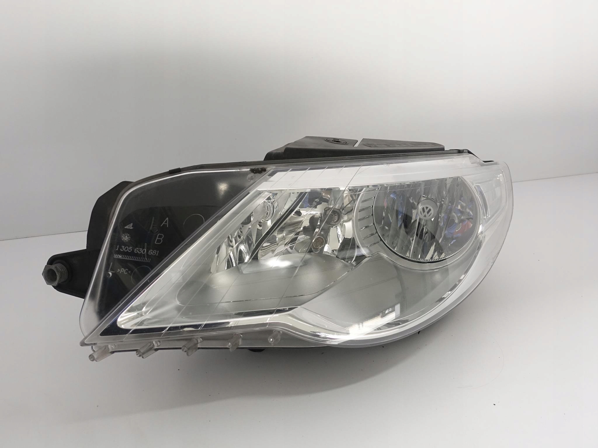 VW PASSAT CC 3C8 08-11 LEWA LAMPA ZWYKŁA H7 PRZÓD VW PASSAT CC 3C8 08-11 LEWA LAMPA ZWYKŁA H7 PRZÓD - obrazek 2