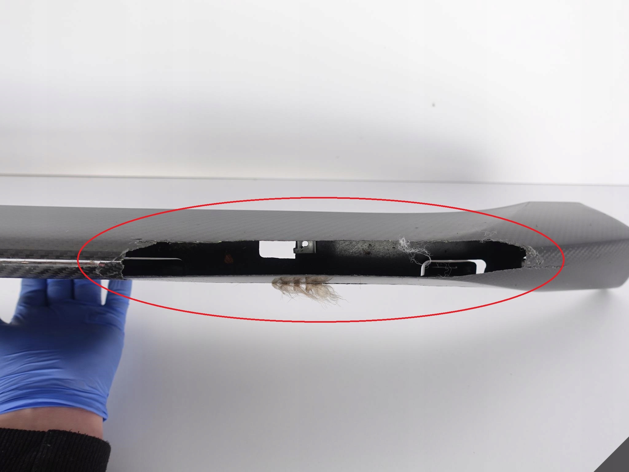 MASERATI LEVANTE TROFEO GTS LIFT CARBON SPOILER MASERATI LEVANTE TROFEO GTS LIFT CARBON SPOILER - obrazek 10