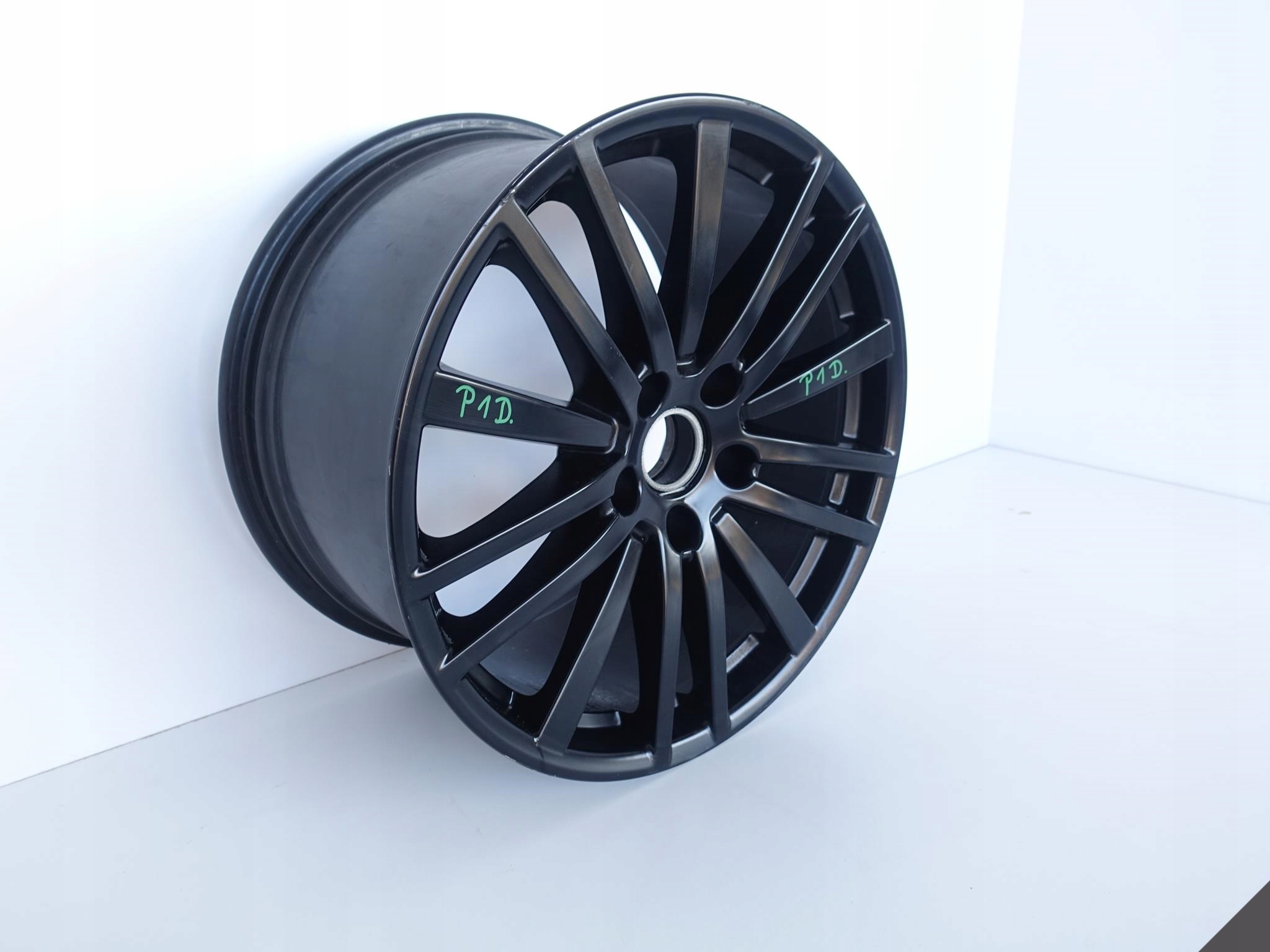 PORSCHE PANAMERA 971 16- FELGA 11,5X20 ET68 5X130 PORSCHE PANAMERA 971 16- FELGA 11,5X20 ET68 5X130 - obrazek 2