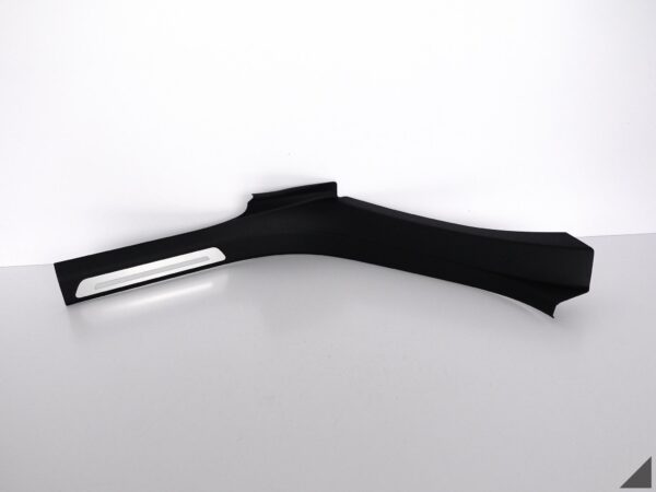 AUDI A8 4H0 4H4 D4 LIFT 09-17 POSZYCIE LEWEGO SŁUPKA C PROGU LED LONG 6PS AUDI A8 4H0 4H4 D4 LIFT 09-17 POSZYCIE LEWEGO SŁUPKA C PROGU LED LONG 6PS