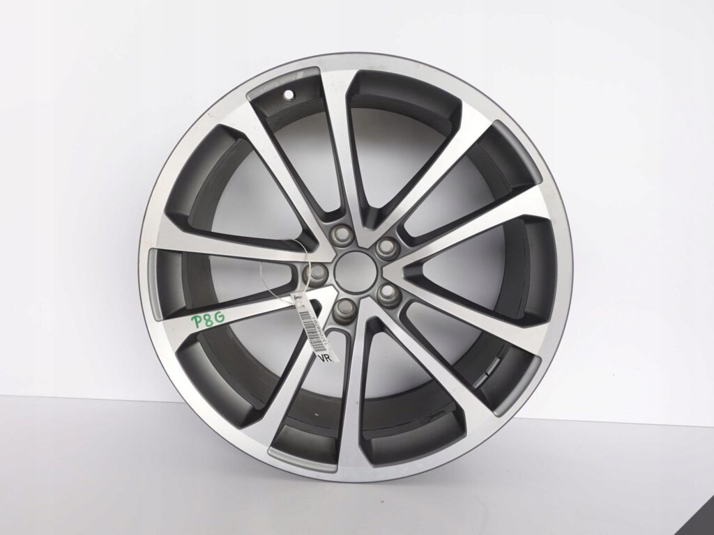 AUDI S8 A8 4N0 D5 S-LINE SPORT FELGA 9JX21 ET37