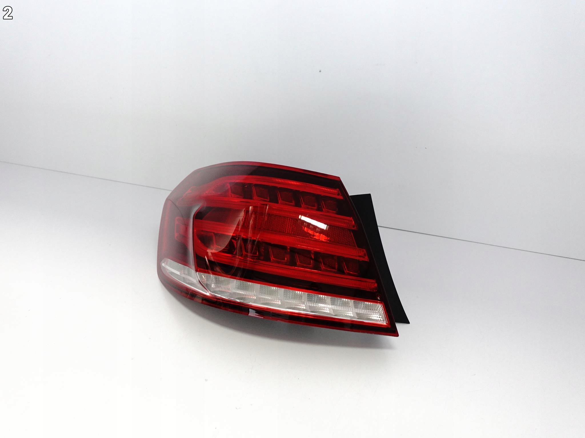 MERCEDES E-KLASA W212 SEDAN LIFT MOPF 12-16 LAMPA LED LEWA TYŁ EU MERCEDES E-KLASA W212 SEDAN LIFT MOPF 12-16 LAMPA LED LEWA TYŁ EU - obrazek 3