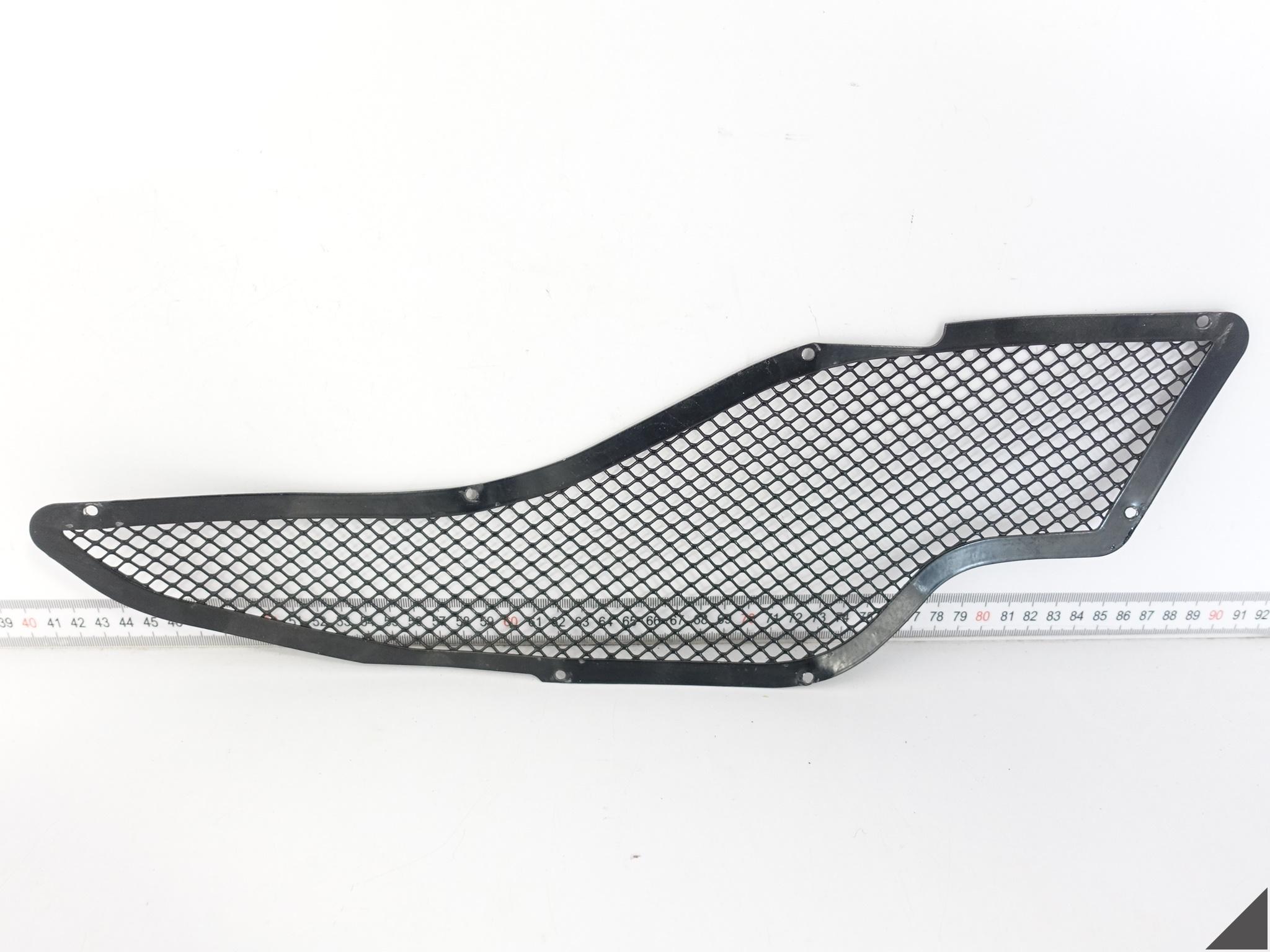 FERRARI 458 ITALIA SPIDER CHALLENGE 09-15 DOLNA KRATKA W ZDERZAK LEWA TYŁ FERRARI 458 ITALIA SPIDER CHALLENGE 09-15 DOLNA KRATKA W ZDERZAK LEWA TYŁ