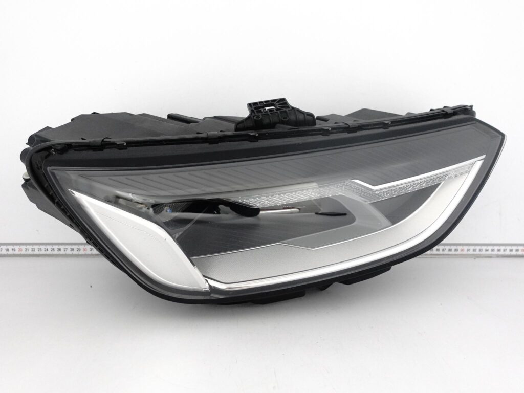 AUDI A4 S4 B9 8W0 LIFT FL 19-24 LAMPA FULL LED PRAWA PRZÓD EUROPA