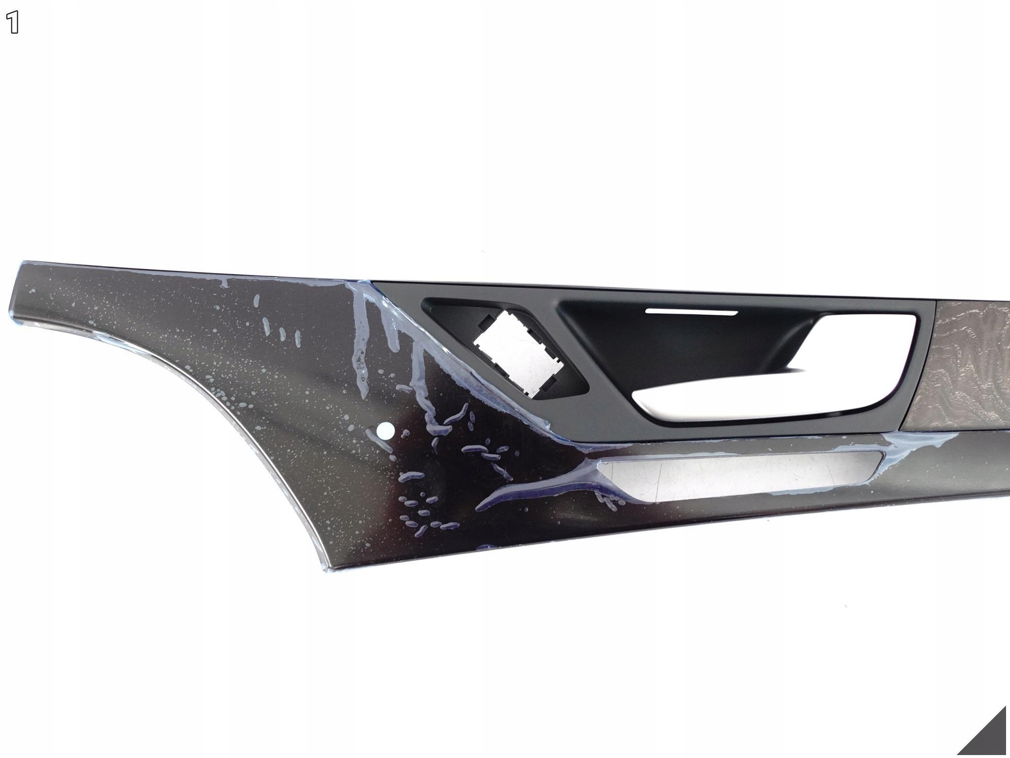 AUDI A8 S8 4H0 D4 LIFT 13-17 LISTWA DEKOR DRZWI PRAWA PRZÓD KLAMKA GQ2 AUDI A8 S8 4H0 D4 LIFT 13-17 LISTWA DEKOR DRZWI PRAWA PRZÓD KLAMKA GQ2 - obrazek 2