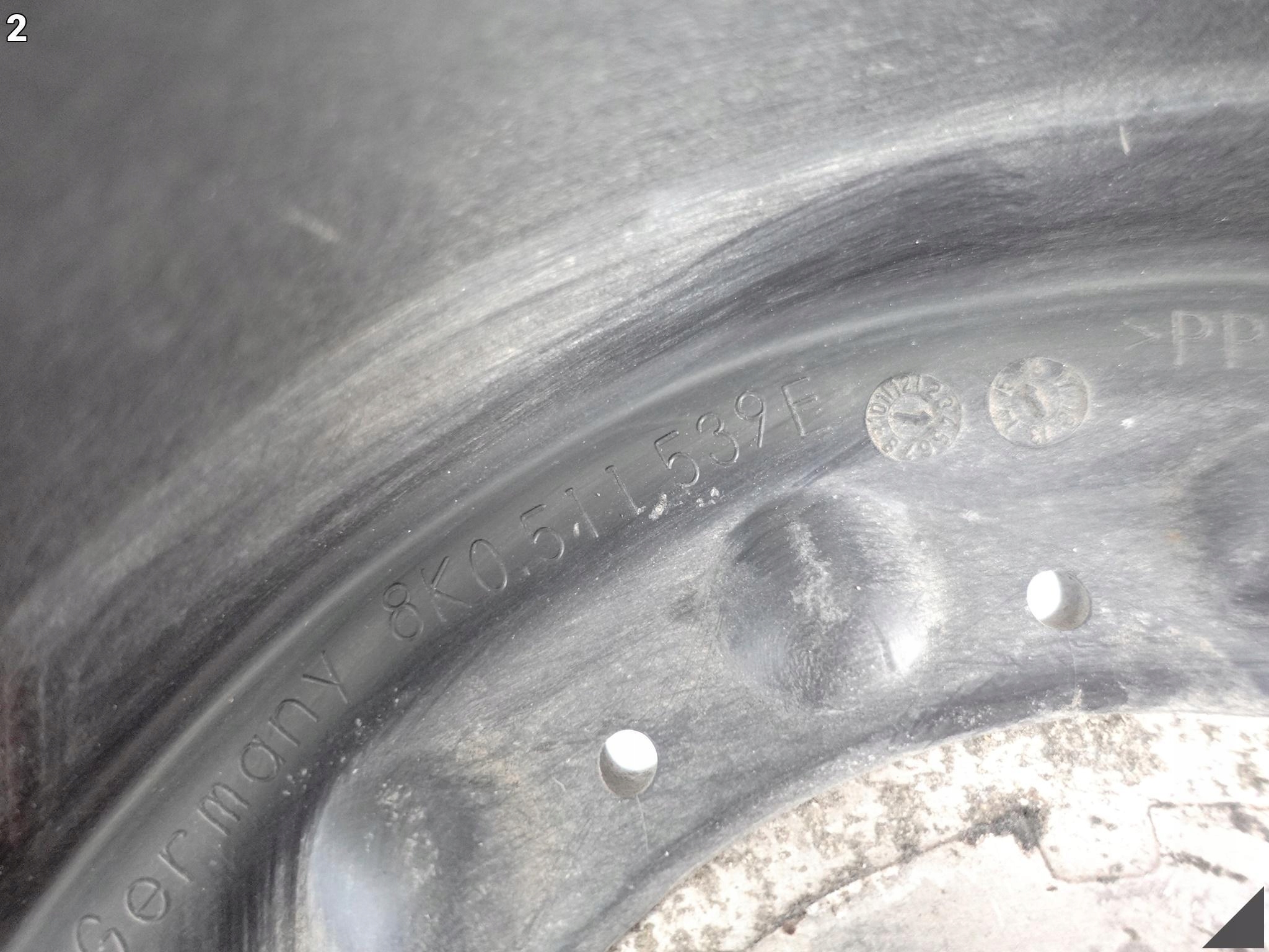 AUDI A6 4G0 A7 4G8 C7 A4 8K0 A5 8T0 B8 OSŁONA SPRĘŻYNY AMORTYZATORA LEWA AUDI A6 4G0 A7 4G8 C7 A4 8K0 A5 8T0 B8 OSŁONA SPRĘŻYNY AMORTYZATORA LEWA - obrazek 3