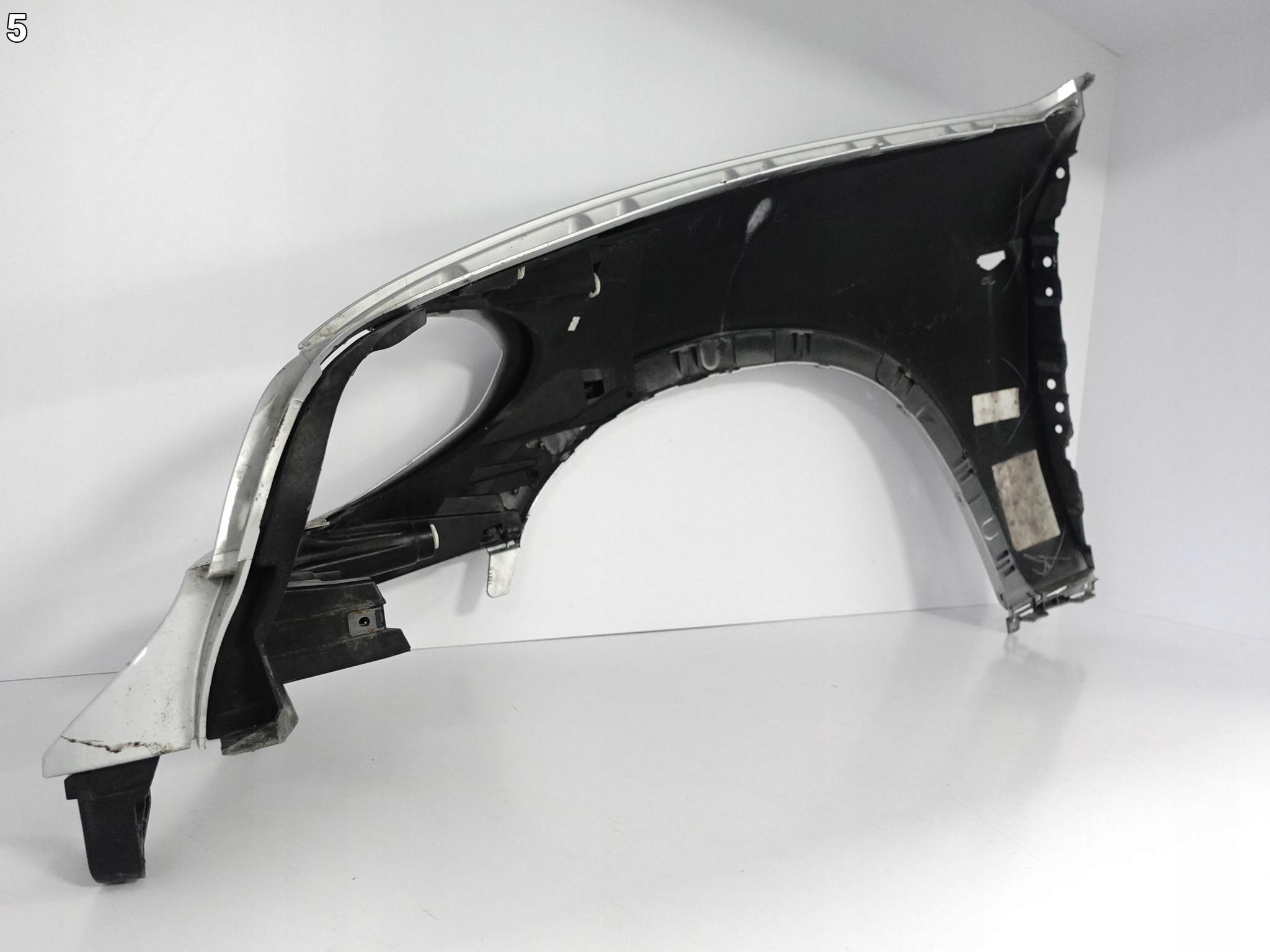 BMW X5 E70 LCI LIFT 10-13 BŁOTNIK PRAWY PRZÓD *SPRYSK* BMW X5 E70 LCI LIFT 10-13 BŁOTNIK PRAWY PRZÓD *SPRYSK* - obrazek 6