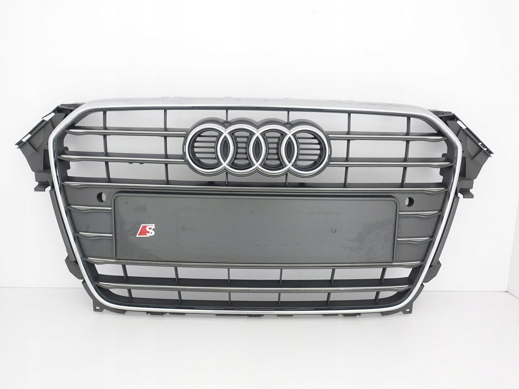 AUDI A4 8K0 B8 LIFT S-LINE 11-14 GRILL CHROM ATRAPA KRATKA W ZDERZAK *PDC* AUDI A4 8K0 B8 LIFT S-LINE 11-14 GRILL CHROM ATRAPA KRATKA W ZDERZAK *PDC*