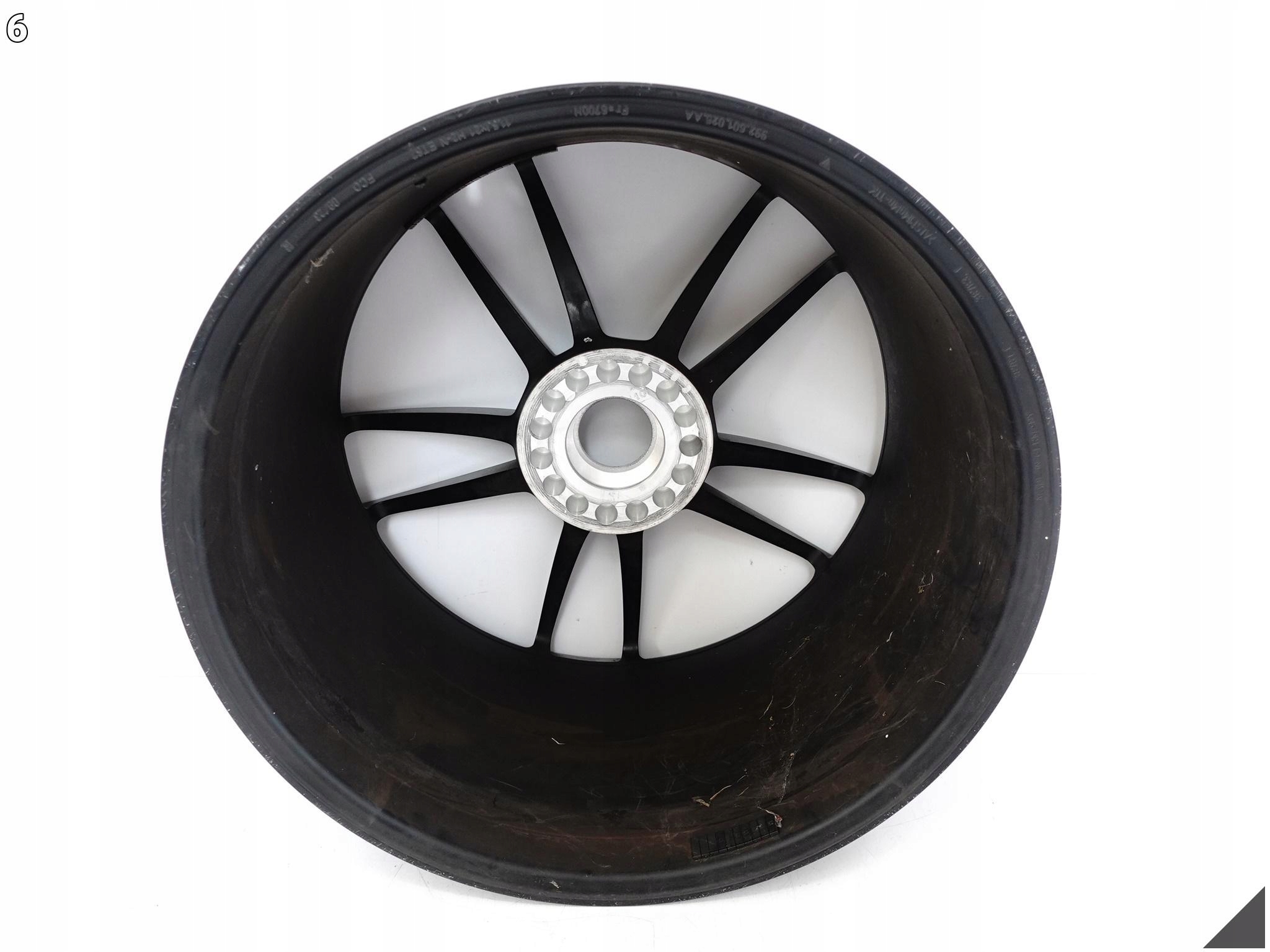 PORSCHE 911 992 TURBO SPORT 4 FELGA ALUFELGA 11,5Jx21 ET67 992601025AA JE1 PORSCHE 911 992 TURBO SPORT 4 FELGA ALUFELGA 11,5Jx21 ET67 992601025AA JE1 - obrazek 7