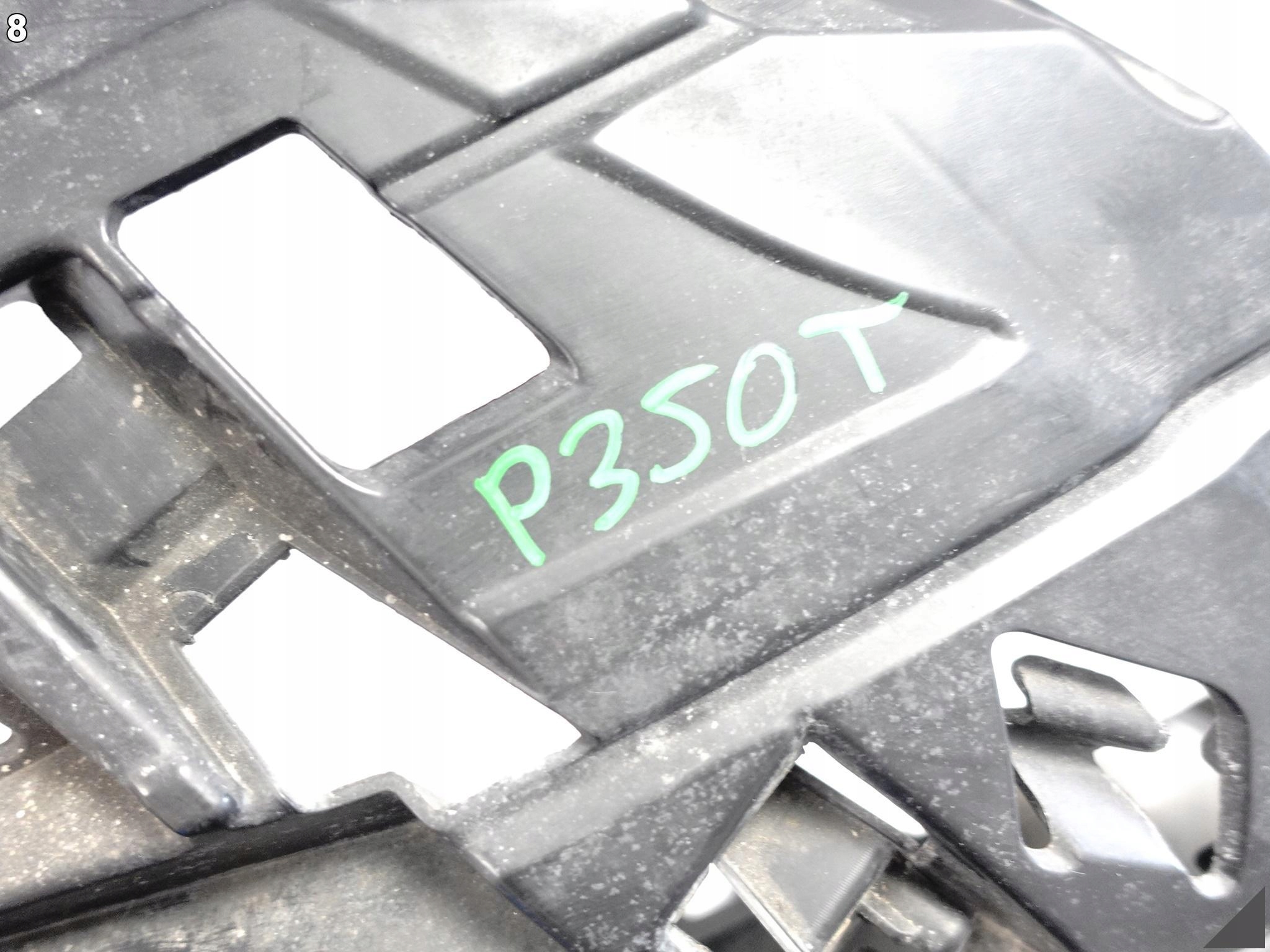 PORSCHE 911 991 LIFT 16-19 TURBO ZDERZAK MOCOWANIE KRATKA PRAWA PRZÓD PORSCHE 911 991 LIFT 16-19 TURBO ZDERZAK MOCOWANIE KRATKA PRAWA PRZÓD - obrazek 9
