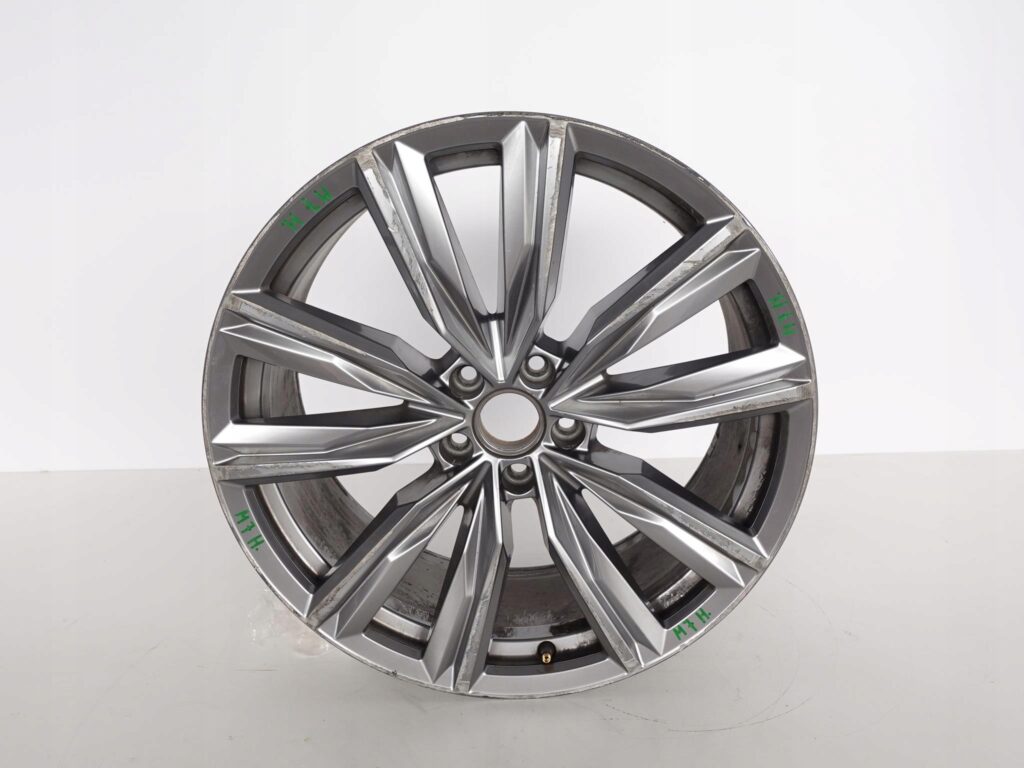VW TIGUAN II 2 5NA FELGA 8JX20 ET41 5X112 VW TIGUAN II 2 5NA FELGA 8JX20 ET41 5X112