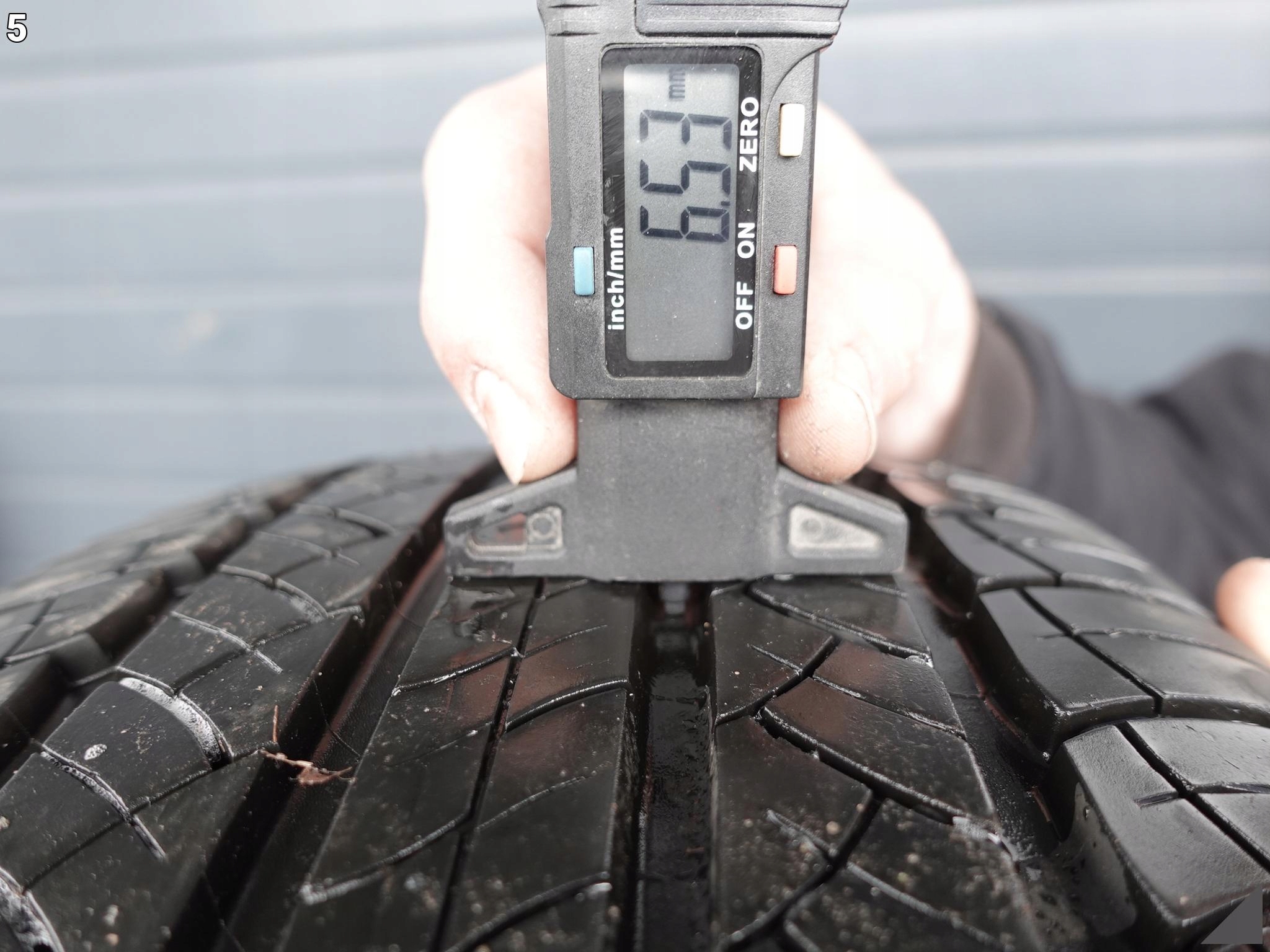 MB R-KLASA W251 7,5JX17 ET56 MICHELIN 235/65 FELGI+OPONY 4/6MM CAŁOROCZNE MB R-KLASA W251 7,5JX17 ET56 MICHELIN 235/65 FELGI+OPONY 4/6MM CAŁOROCZNE - obrazek 6