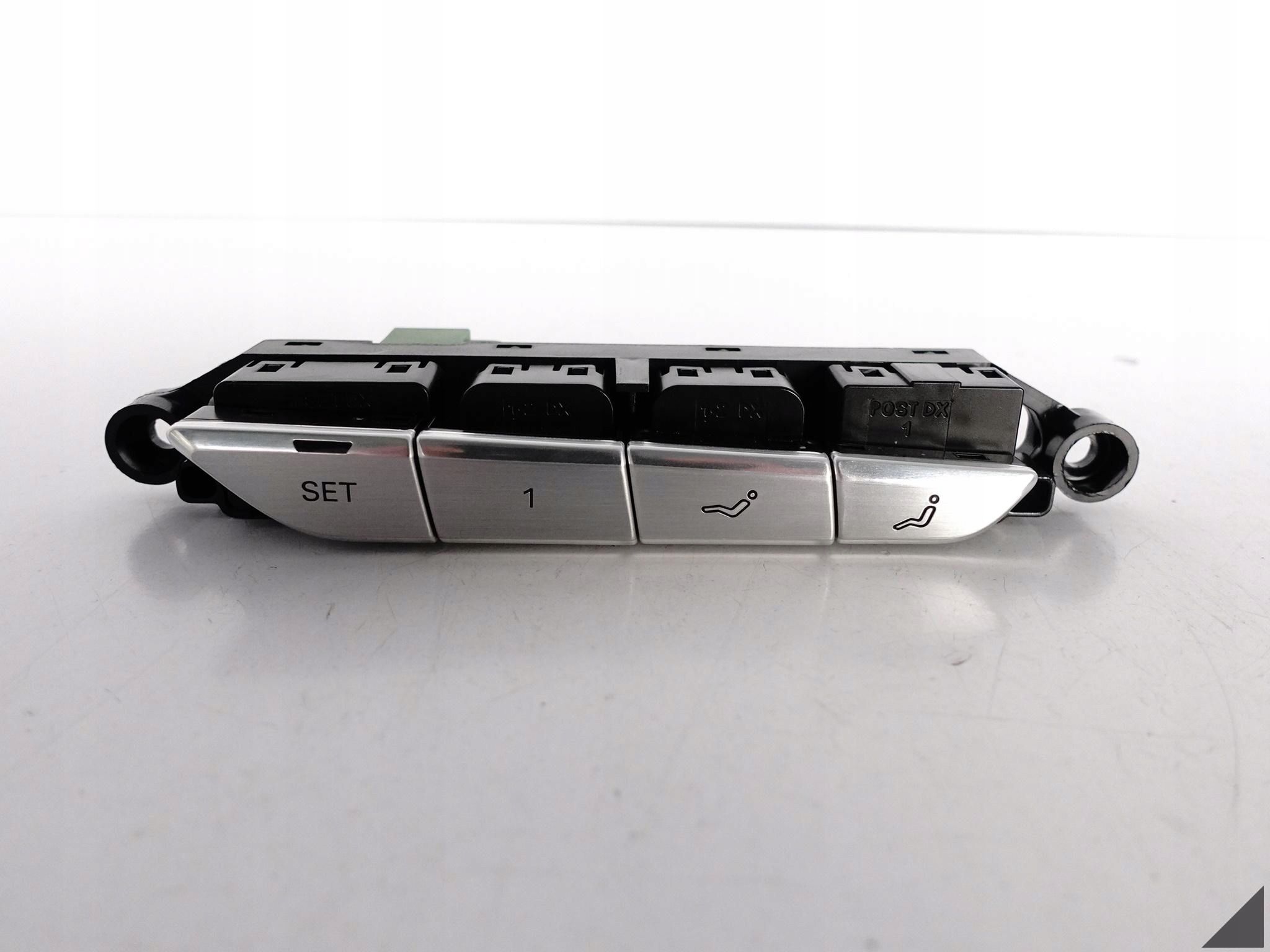 AUDI A8 S8 4H0 D4 09-17 LIFT PRZEŁĄCZNIK PAMIĘCI FOTELA CHROM 4H0959770E AUDI A8 S8 4H0 D4 09-17 LIFT PRZEŁĄCZNIK PAMIĘCI FOTELA CHROM 4H0959770E