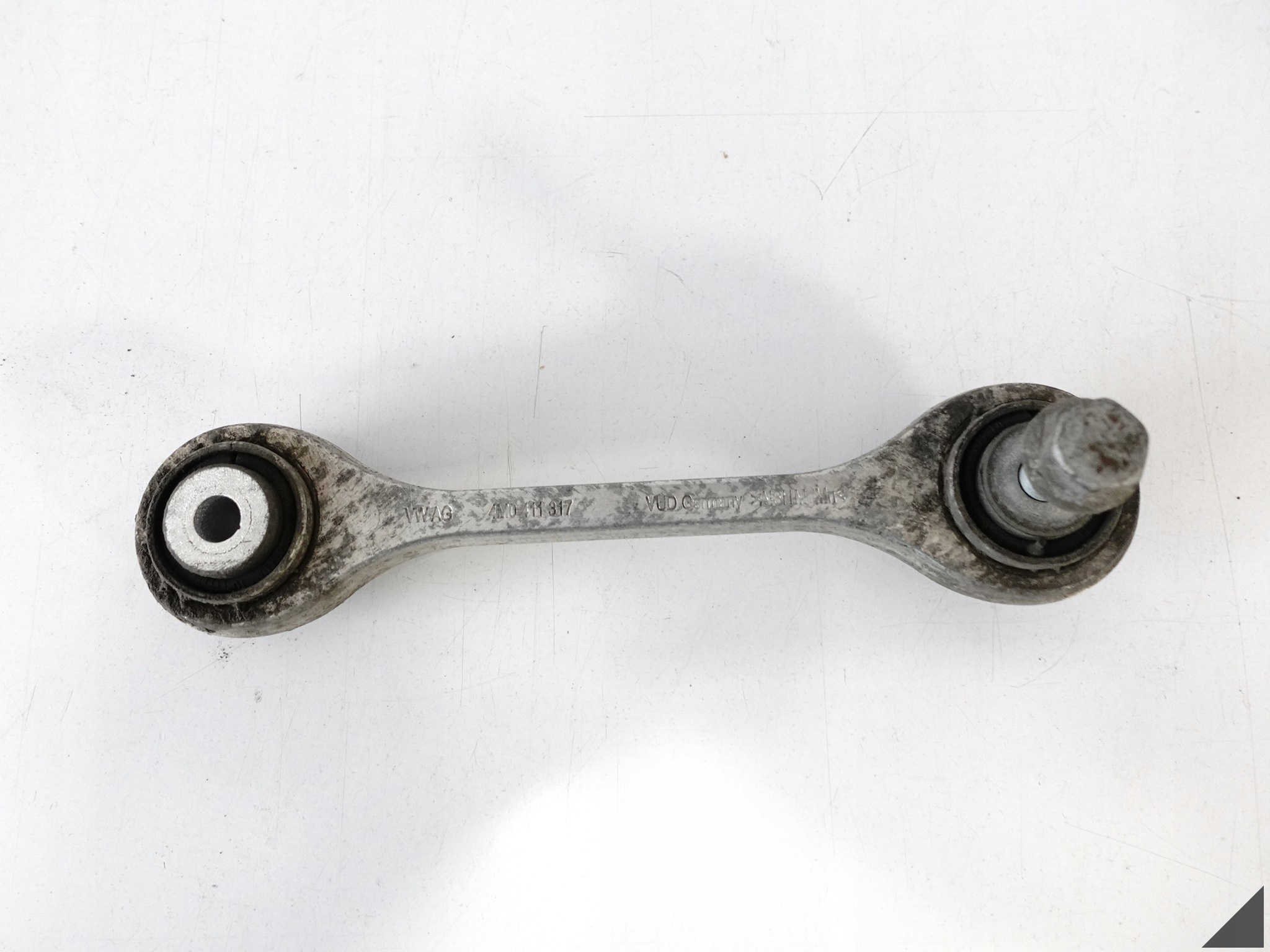 AUDI Q7 4M0 AUDI A8 4H0 4N0 A4 8W0 A5 8W6 A6 4K0 ŁĄCZNIK STABILIZATOR PRZÓD AUDI Q7 4M0 AUDI A8 4H0 4N0 A4 8W0 A5 8W6 A6 4K0 ŁĄCZNIK STABILIZATOR PRZÓD
