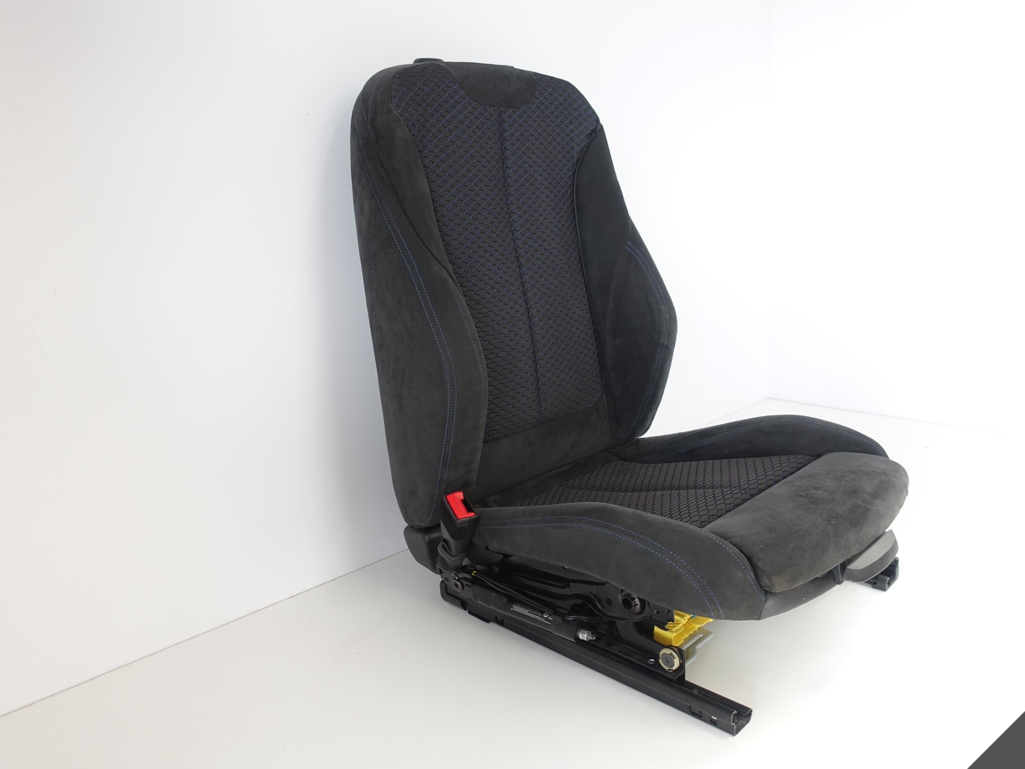 BMW F22 F23 M235 M-PAKIET FOTEL LEWY ALCANTARA BMW F22 F23 M235 M-PAKIET FOTEL LEWY ALCANTARA - obrazek 2