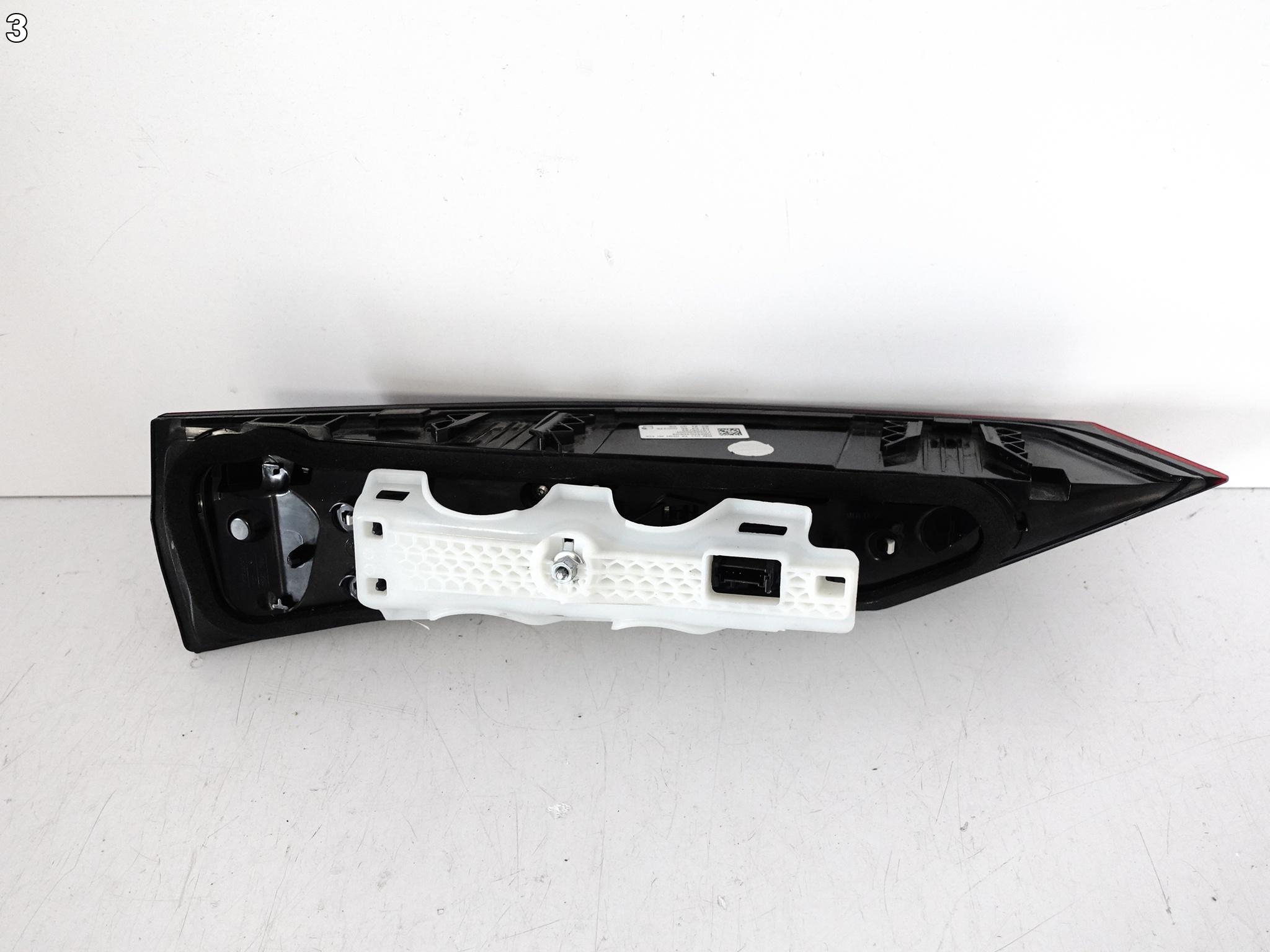 BMW X1 U11 22- LAMPA LED HIGH PRAWA TYŁ W KLAPĘ EUROPA BMW X1 U11 22- LAMPA LED HIGH PRAWA TYŁ W KLAPĘ EUROPA - obrazek 4